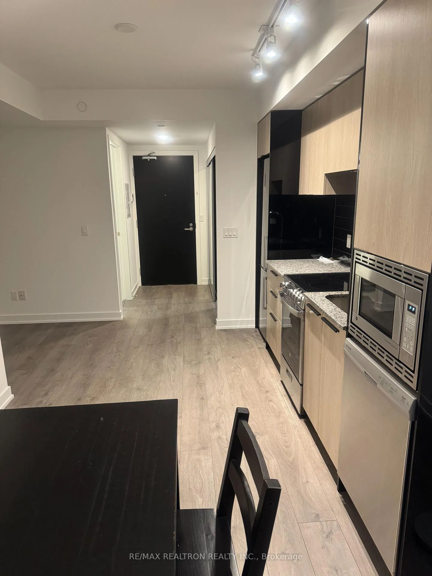 Photo 12 of Unit 1903, 501 Yonge Street, Toronto, Church-Yonge Corridor — HOMEH