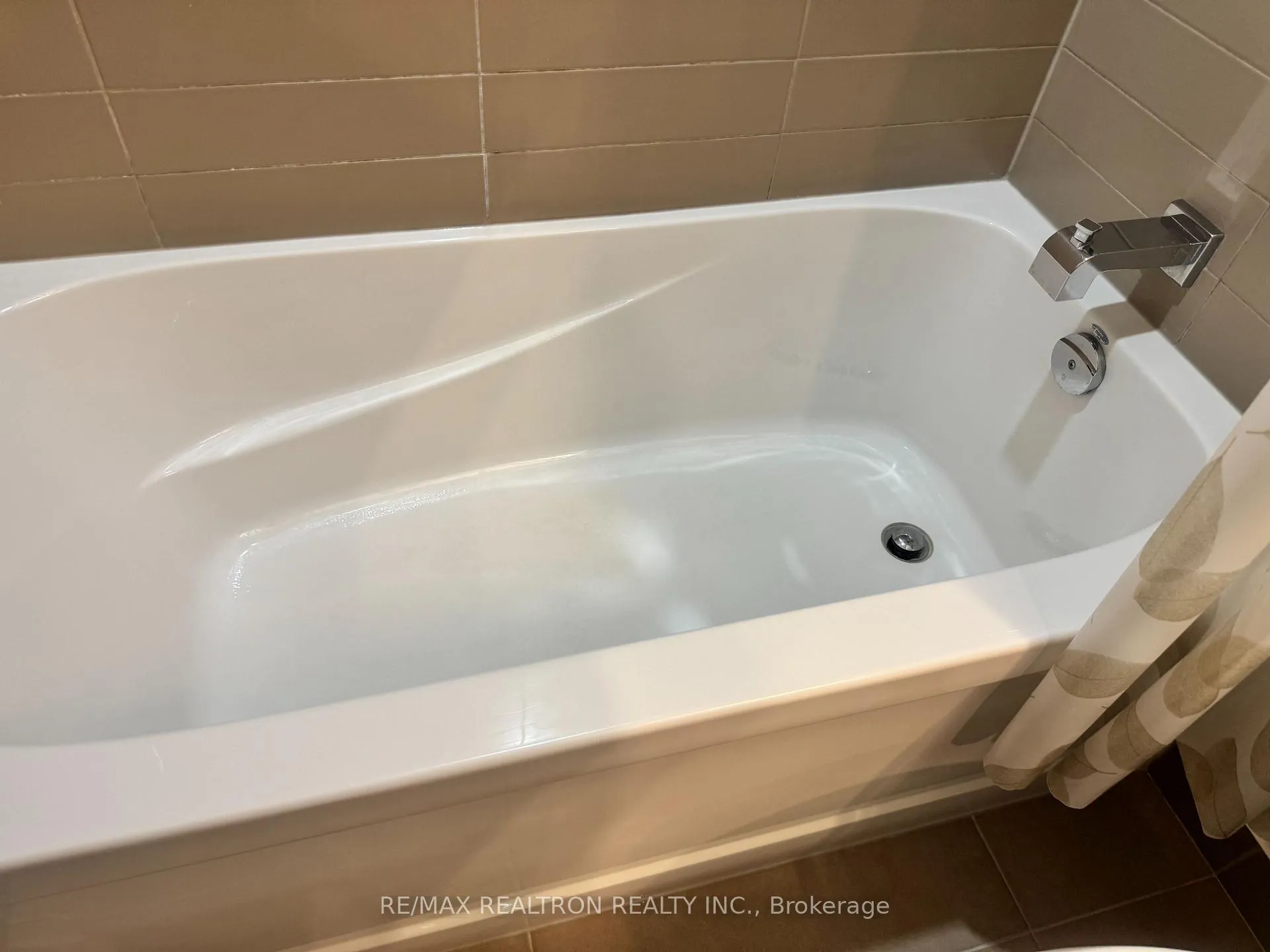 Photo 16 of Unit 1903, 501 Yonge Street, Toronto, Church-Yonge Corridor — HOMEH