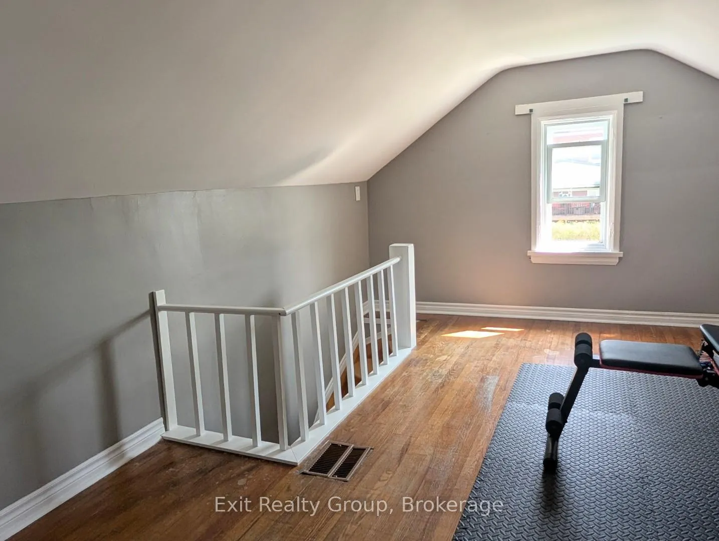 Photo 15 of 42 McGill Street, Quinte West, Trenton Ward — HOMEH