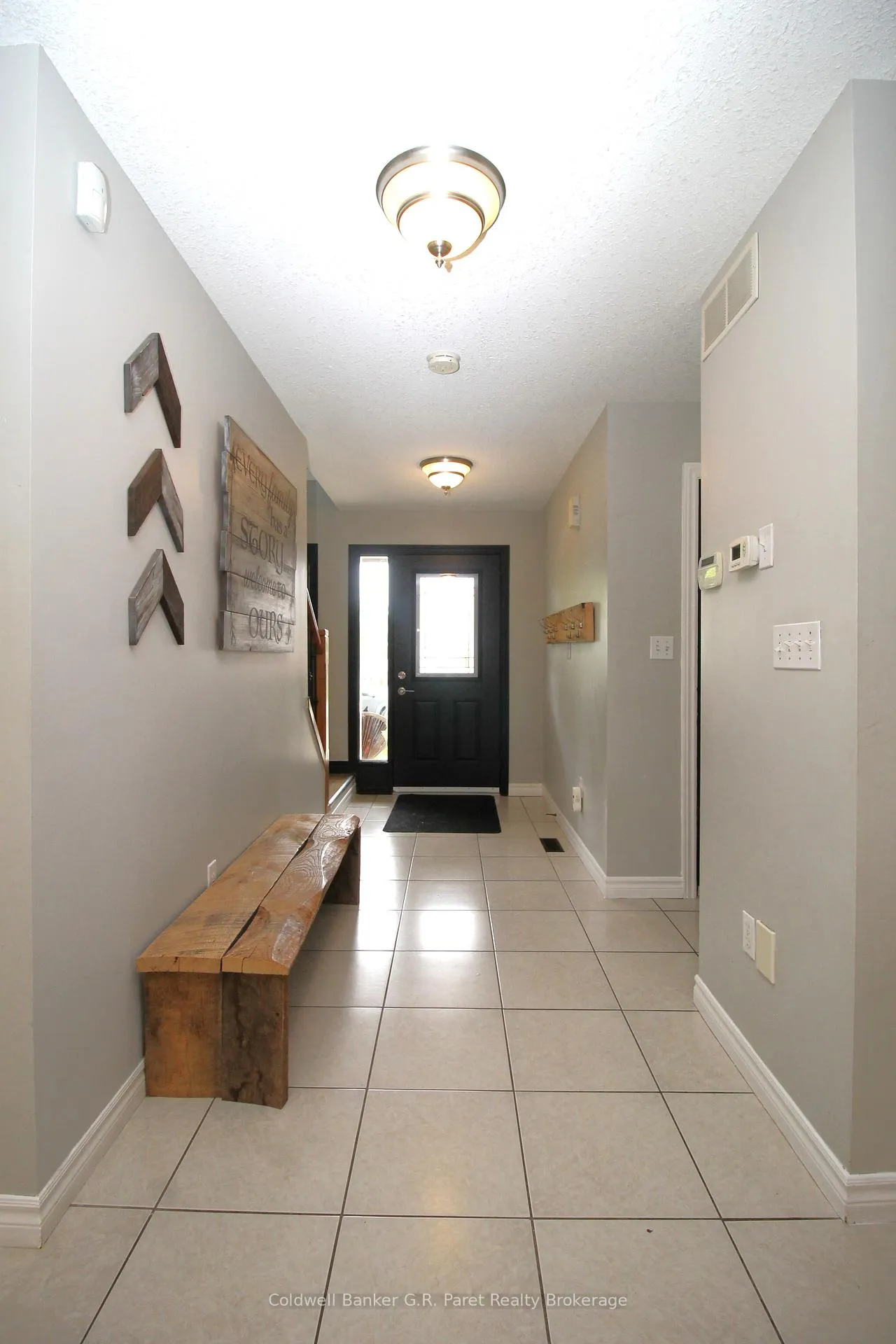 Photo 2 of 4 Langrell Avenue, Tillsonburg — HOMEH