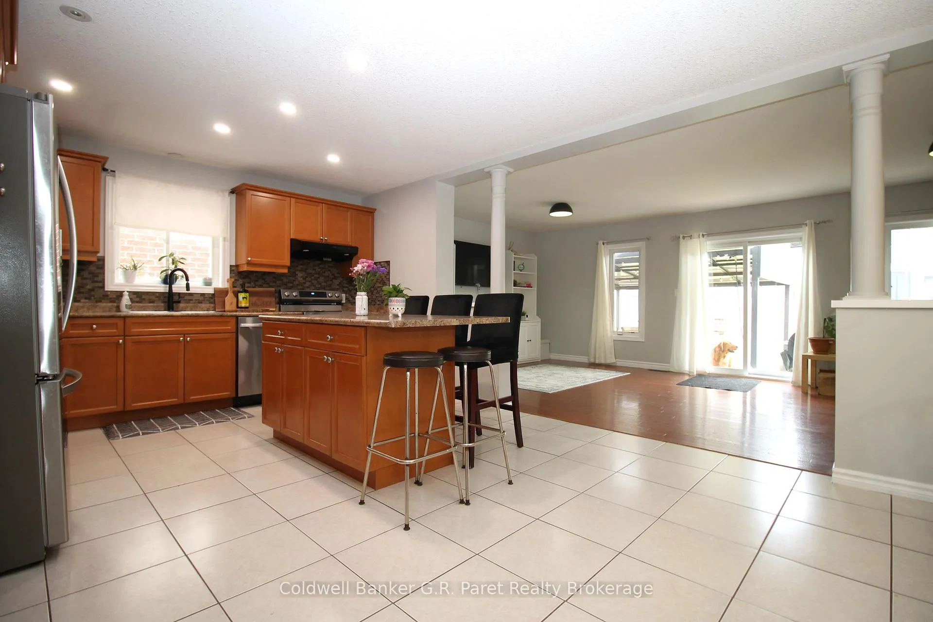 Photo 4 of 4 Langrell Avenue, Tillsonburg — HOMEH
