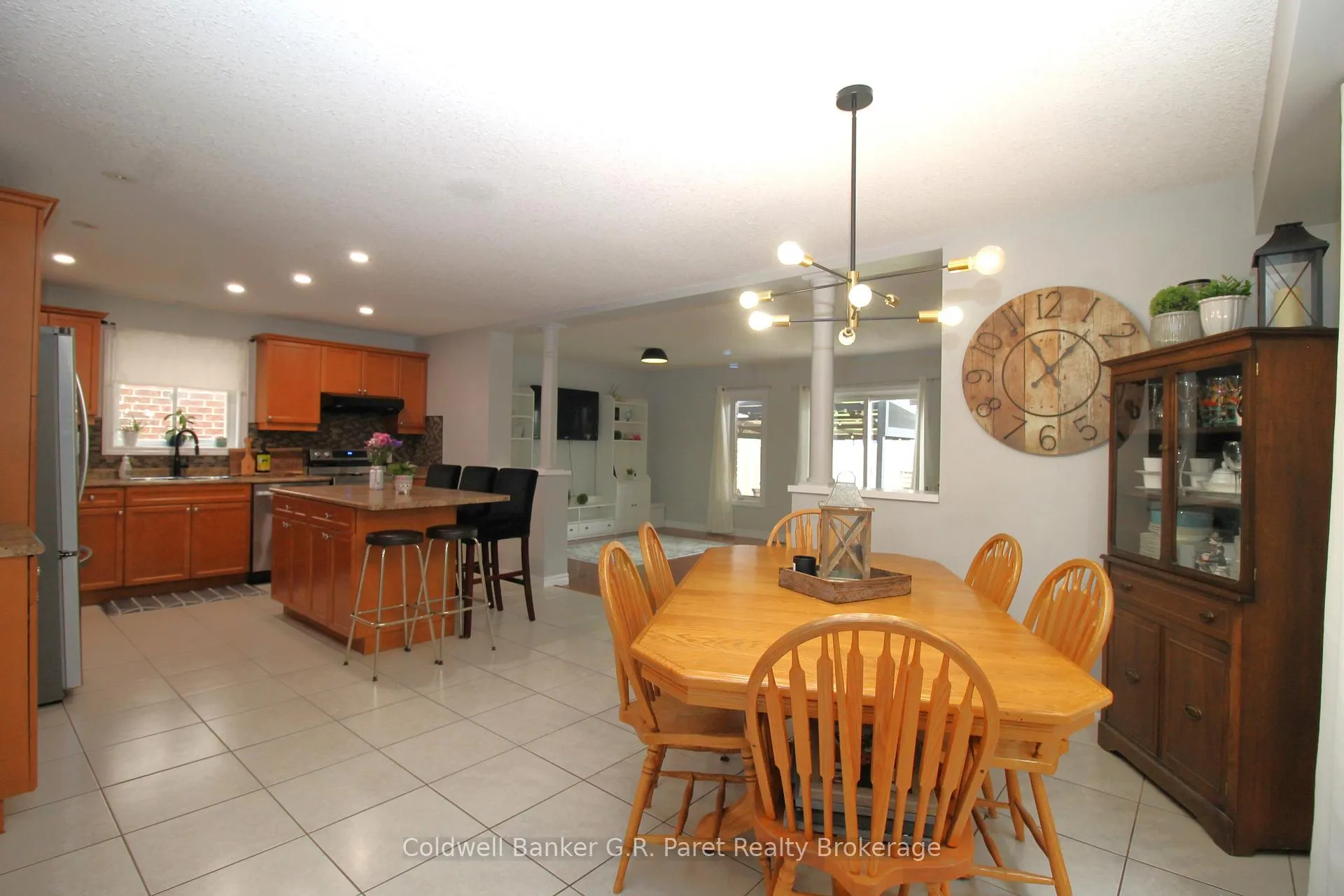Photo 6 of 4 Langrell Avenue, Tillsonburg — HOMEH