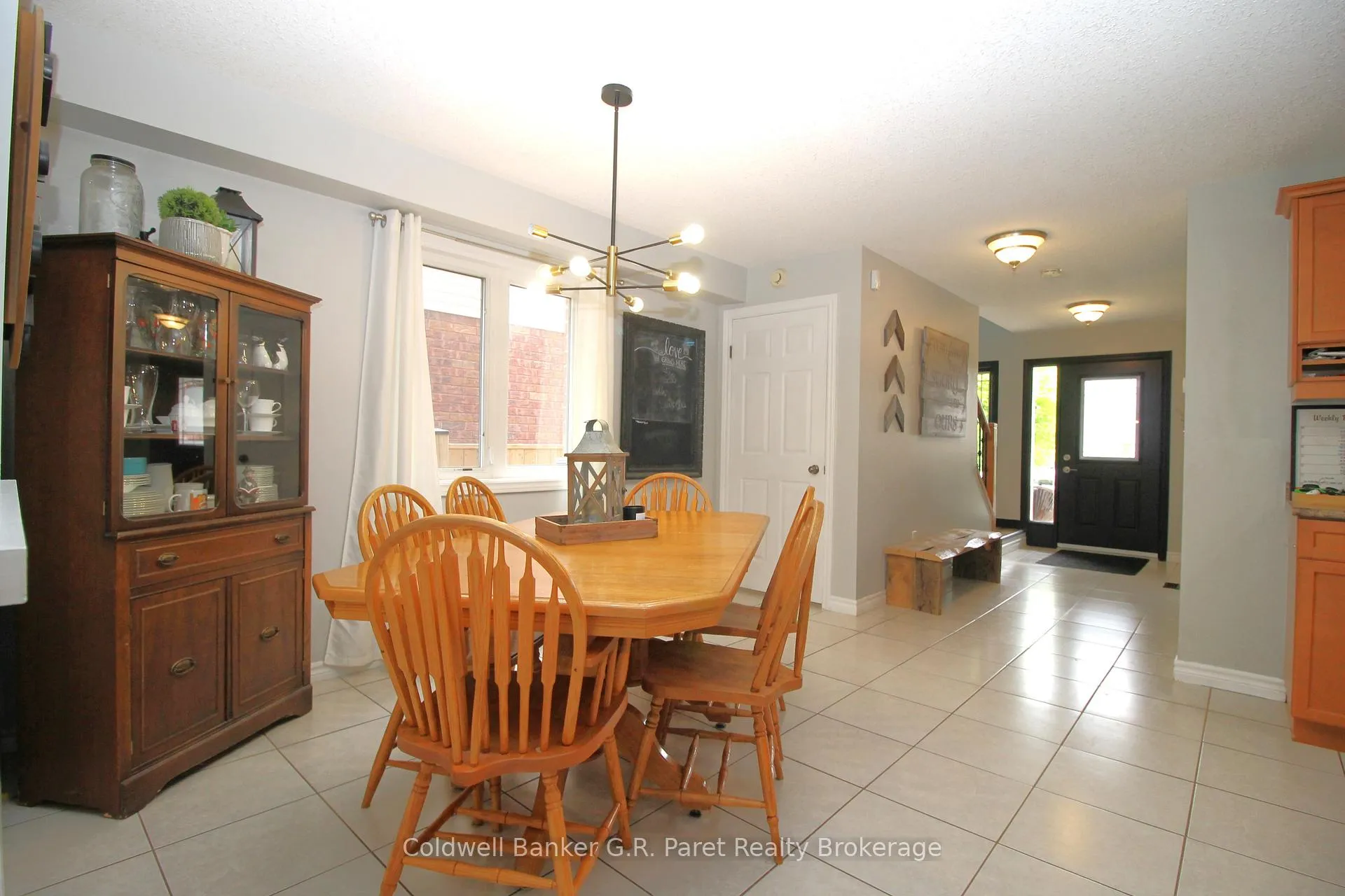 Photo 7 of 4 Langrell Avenue, Tillsonburg — HOMEH