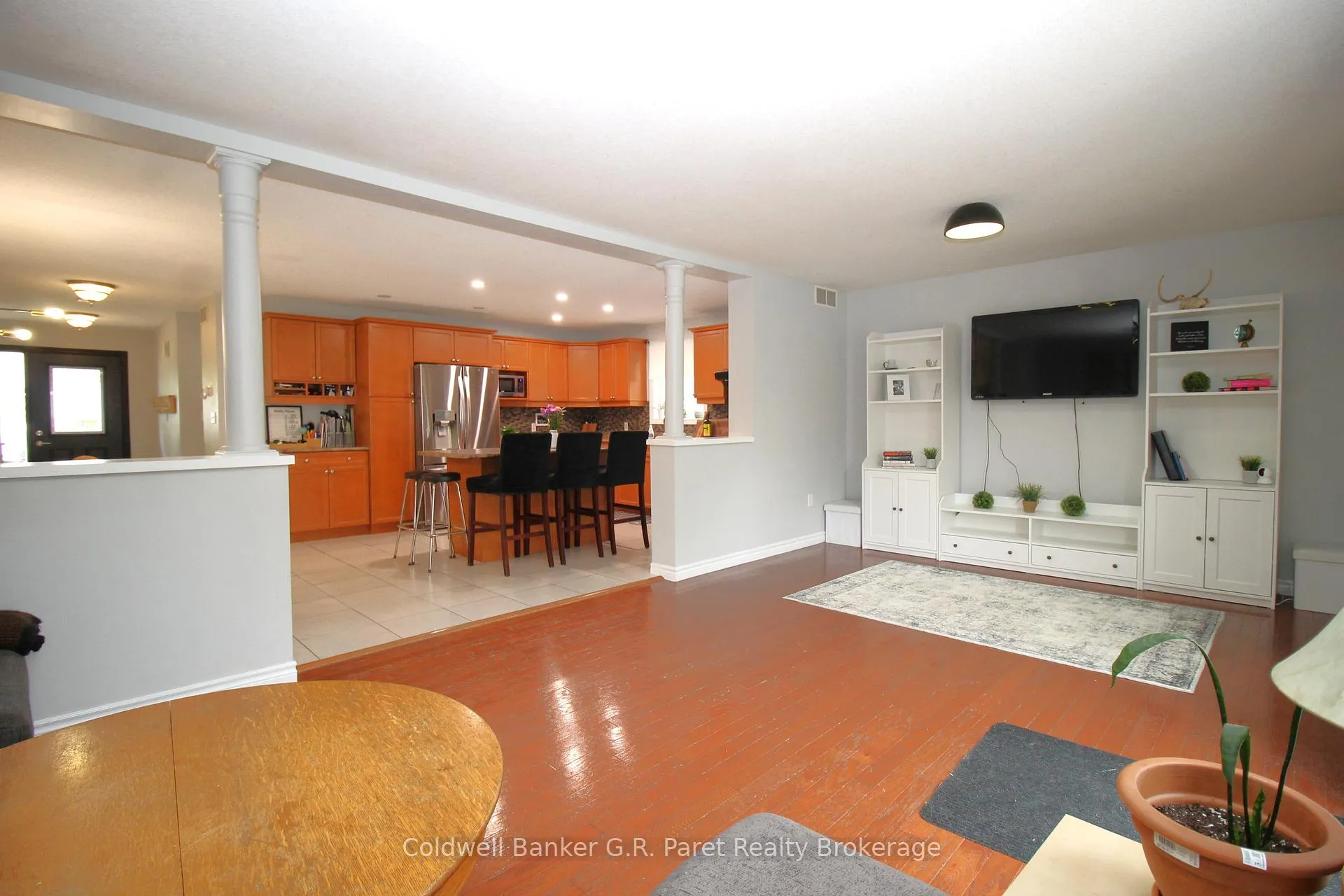 Photo 11 of 4 Langrell Avenue, Tillsonburg — HOMEH