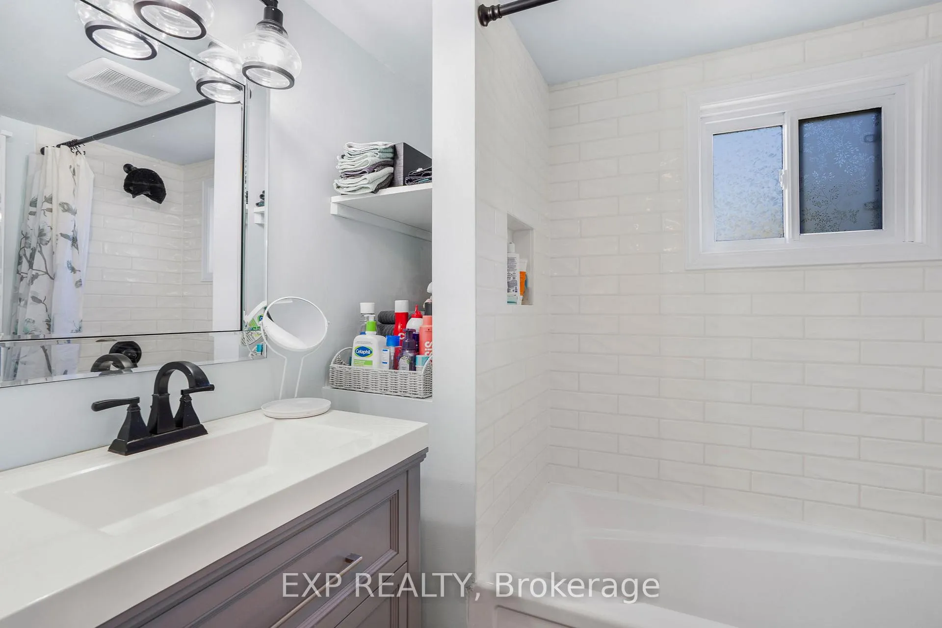 Photo 15 of 26 Alexander Street W, North Glengarry, Maxville — HOMEH