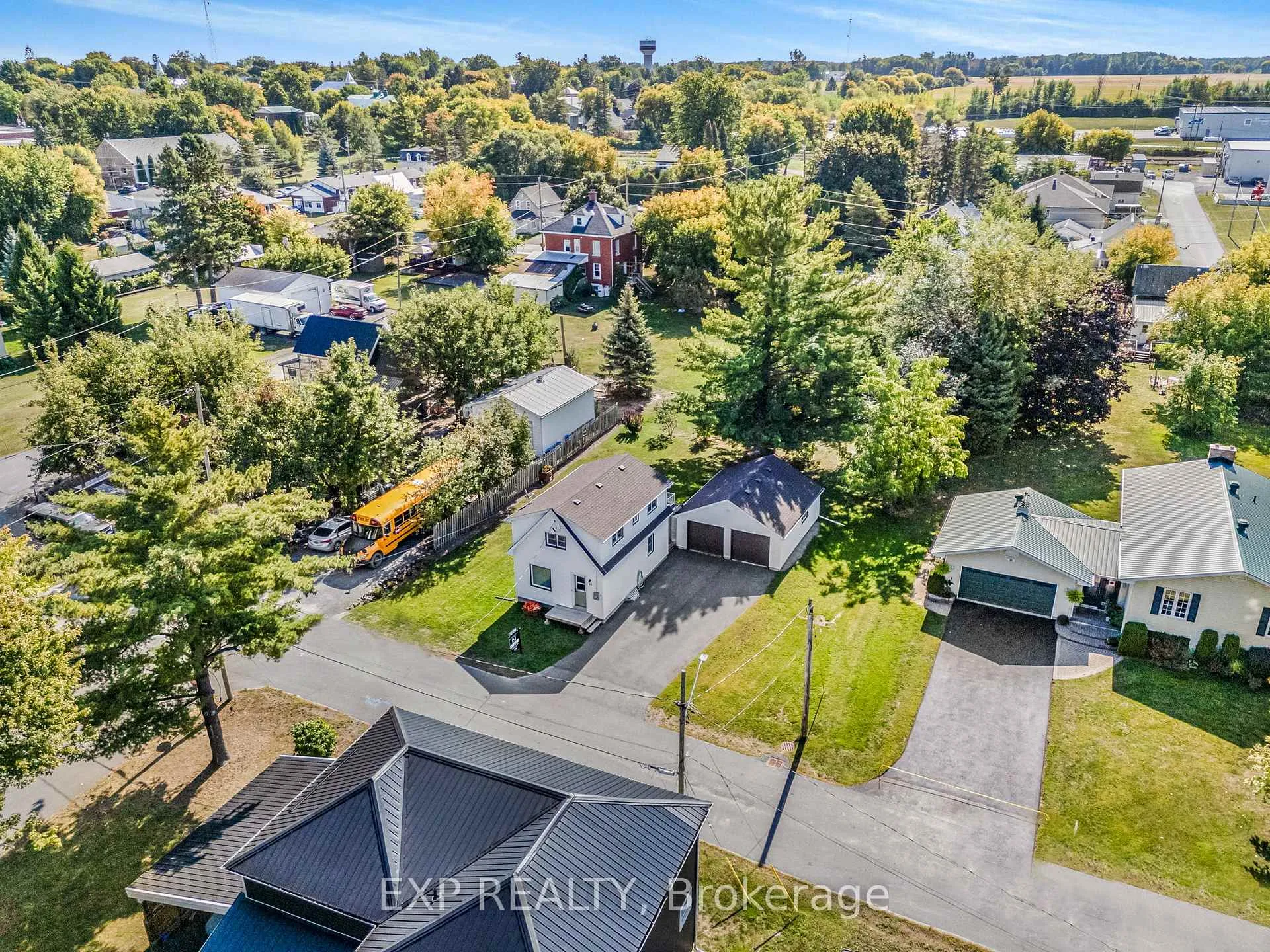 Photo 29 of 26 Alexander Street W, North Glengarry, Maxville — HOMEH