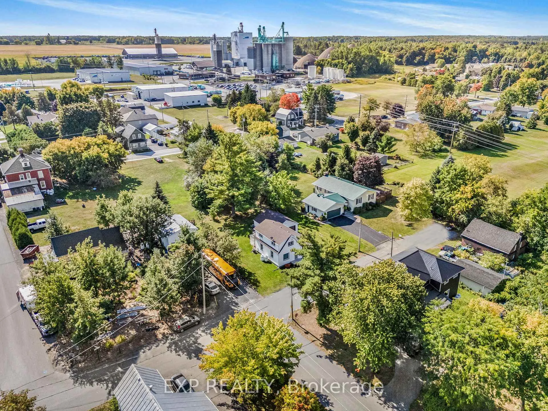 Photo 30 of 26 Alexander Street W, North Glengarry, Maxville — HOMEH
