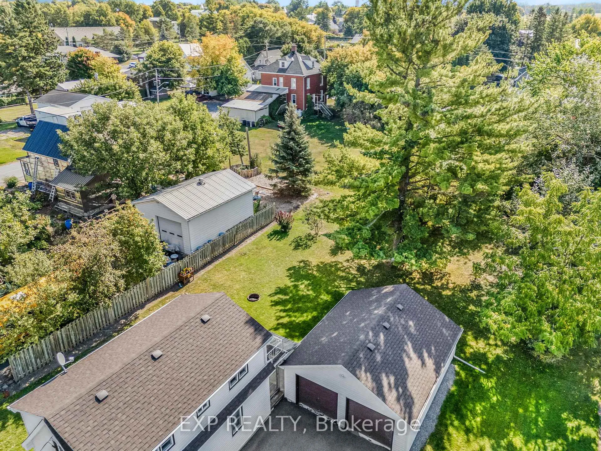 Photo 32 of 26 Alexander Street W, North Glengarry, Maxville — HOMEH