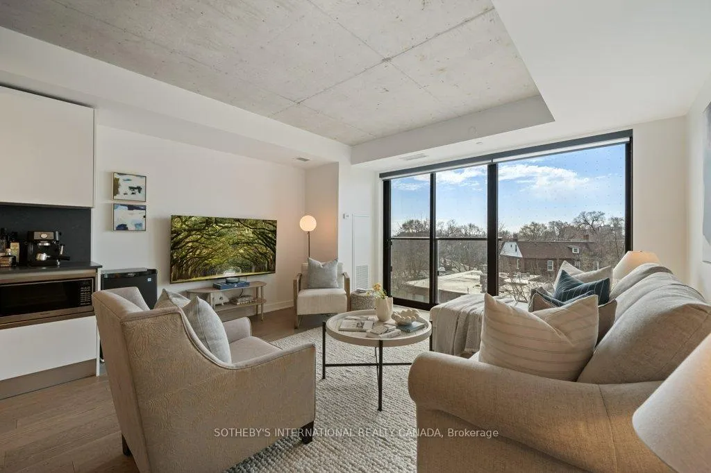 Front of Unit 323, 2720 Dundas Street W