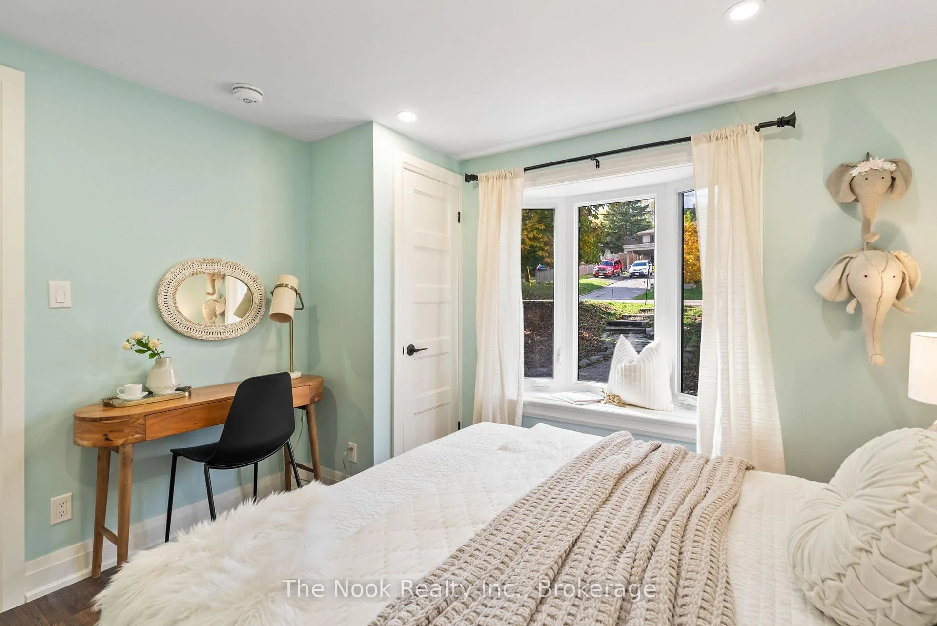 Photo 16 of 55 Honey's Beach Road, Scugog, Port Perry — HOMEH