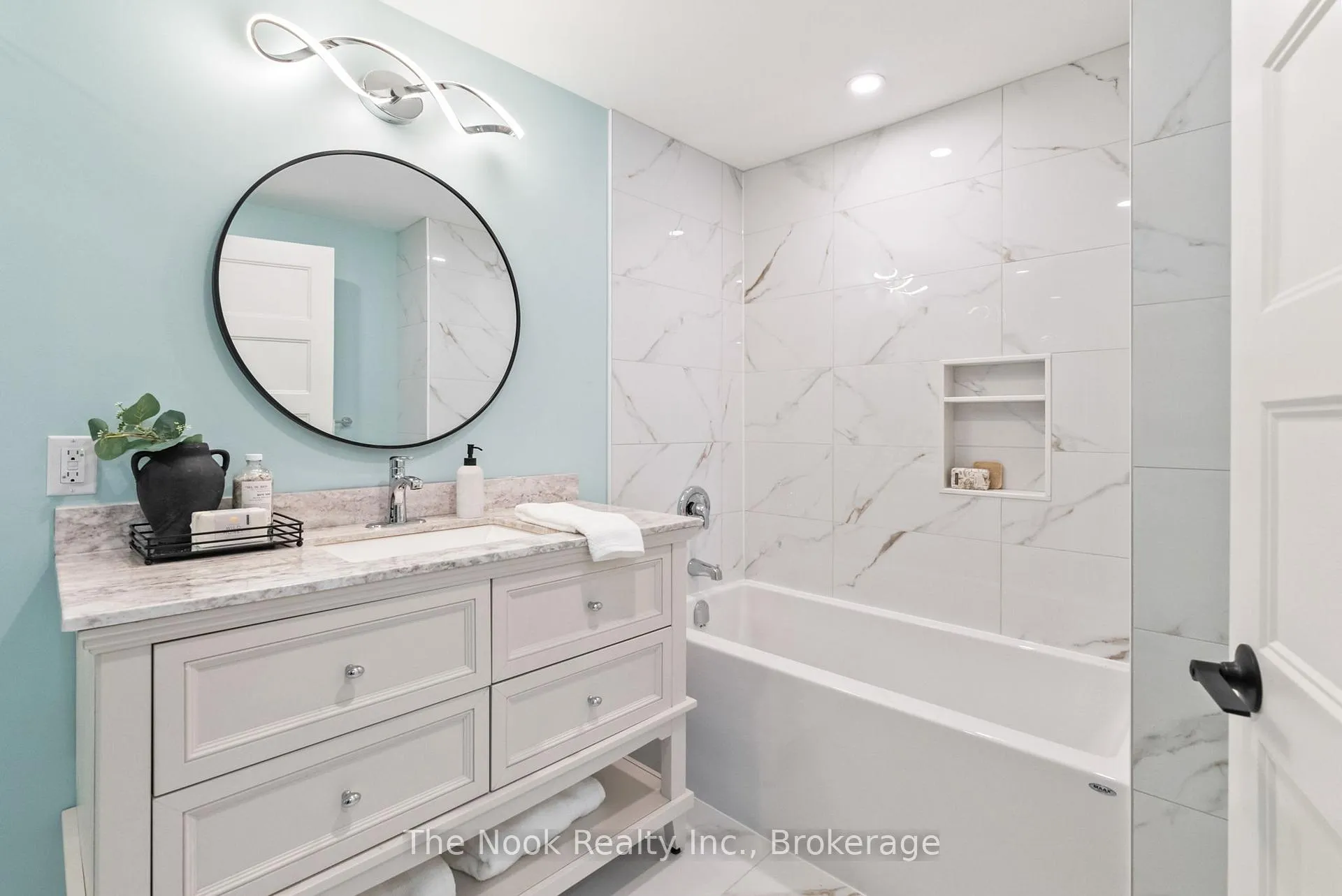 Photo 20 of 55 Honey's Beach Road, Scugog, Port Perry — HOMEH