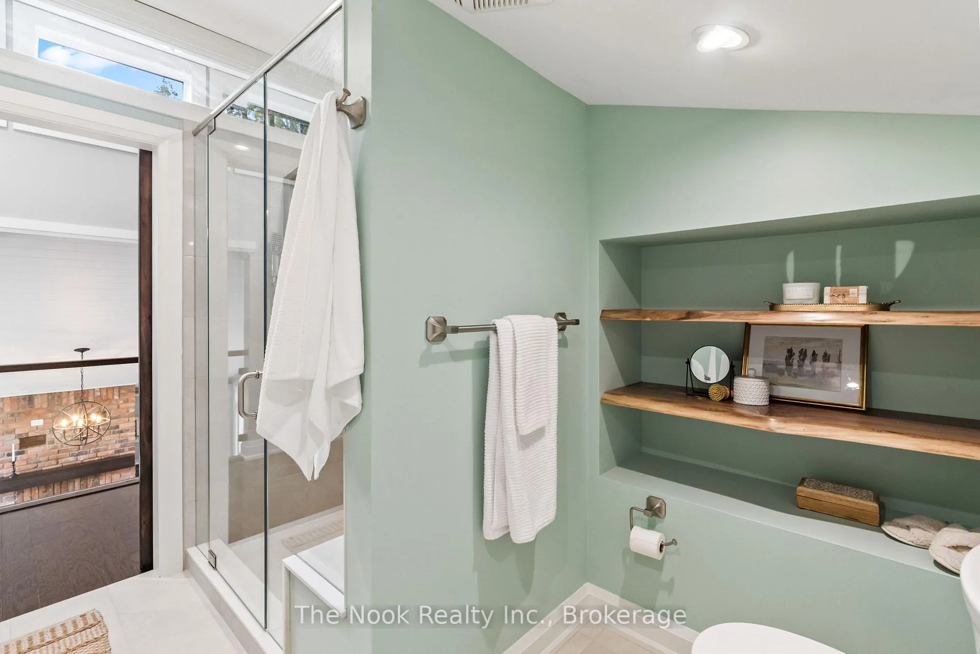 Photo 26 of 55 Honey's Beach Road, Scugog, Port Perry — HOMEH