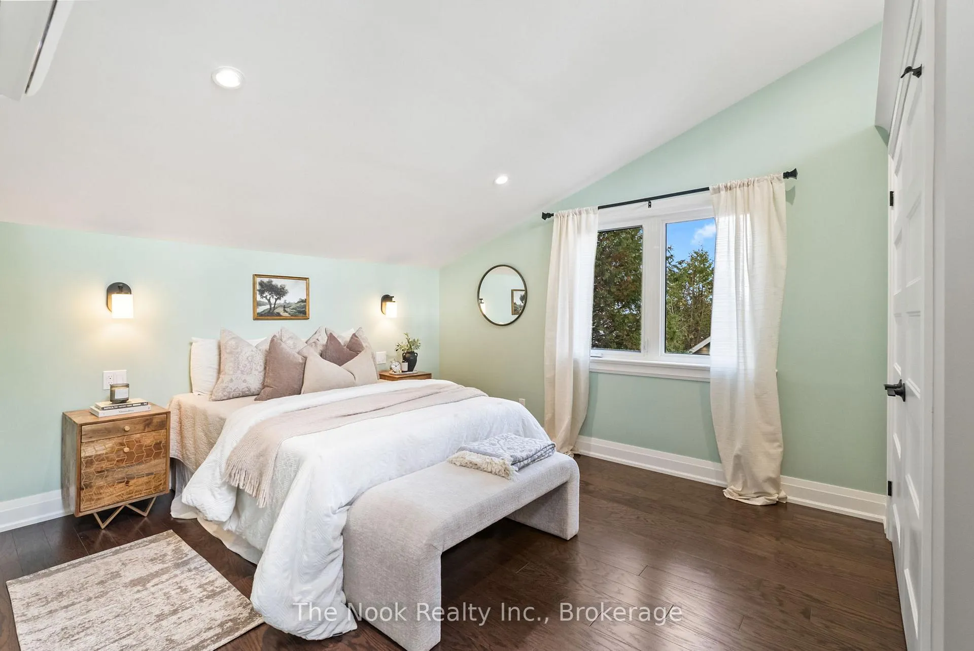 Photo 30 of 55 Honey's Beach Road, Scugog, Port Perry — HOMEH