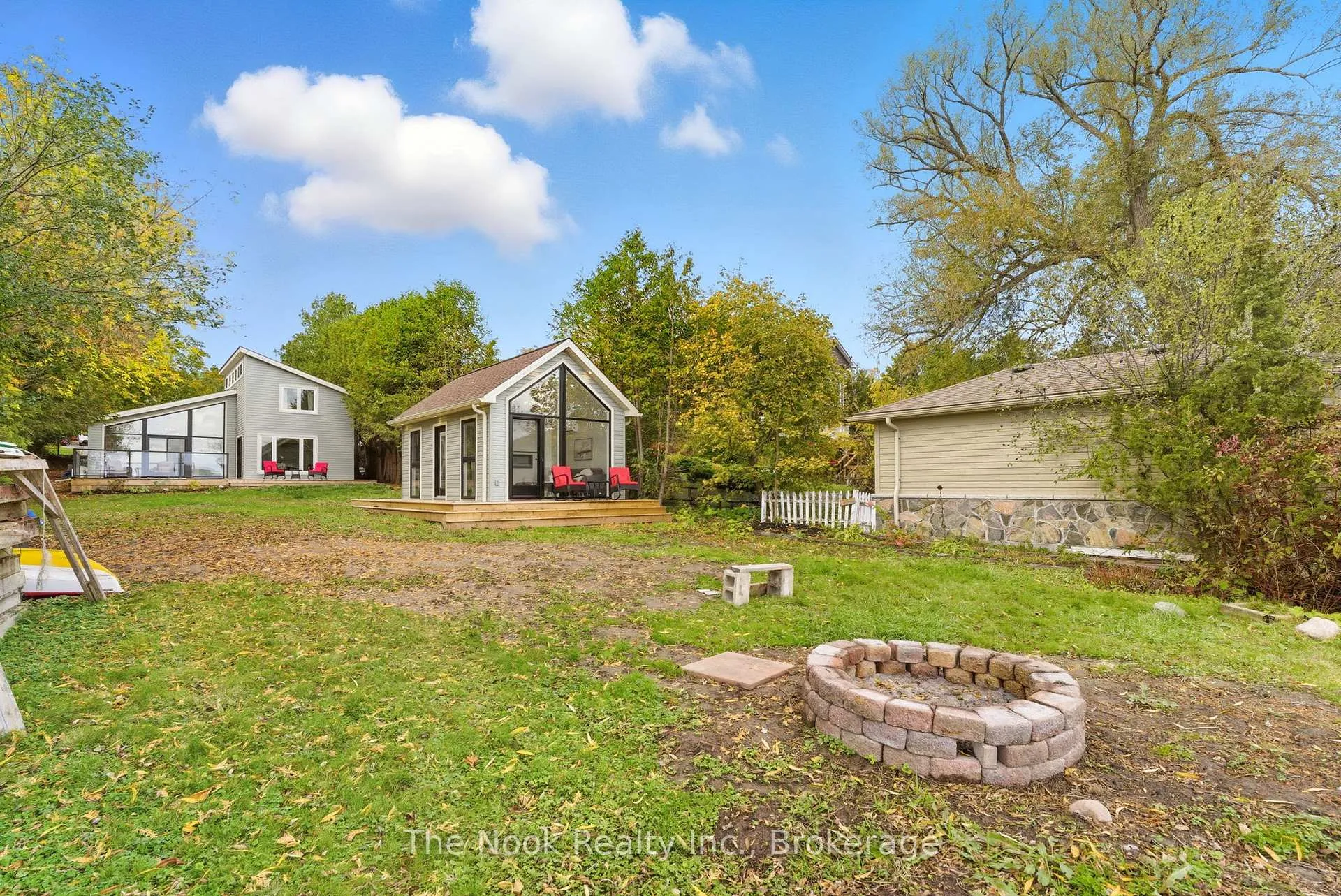 Photo 35 of 55 Honey's Beach Road, Scugog, Port Perry — HOMEH