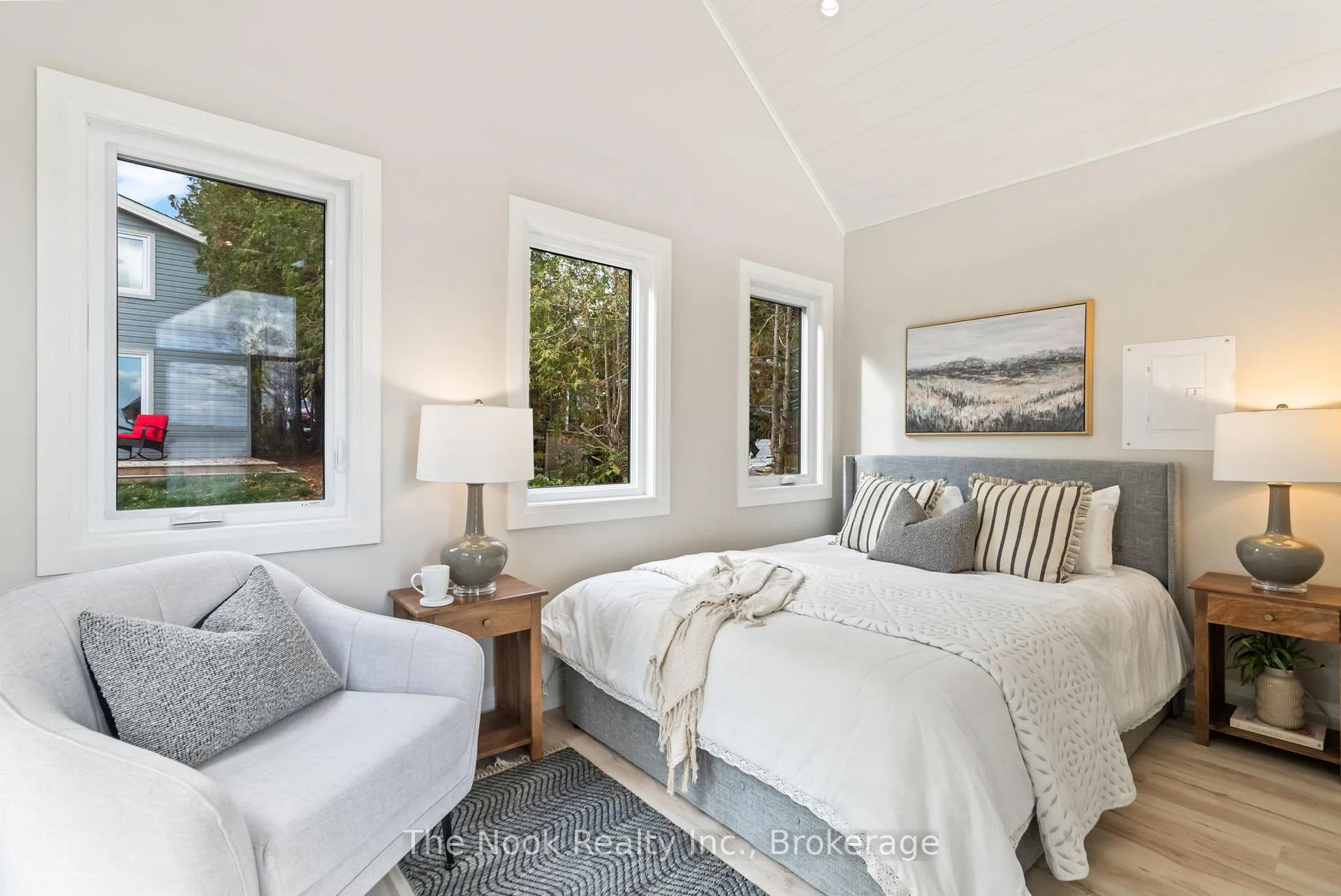 Photo 40 of 55 Honey's Beach Road, Scugog, Port Perry — HOMEH