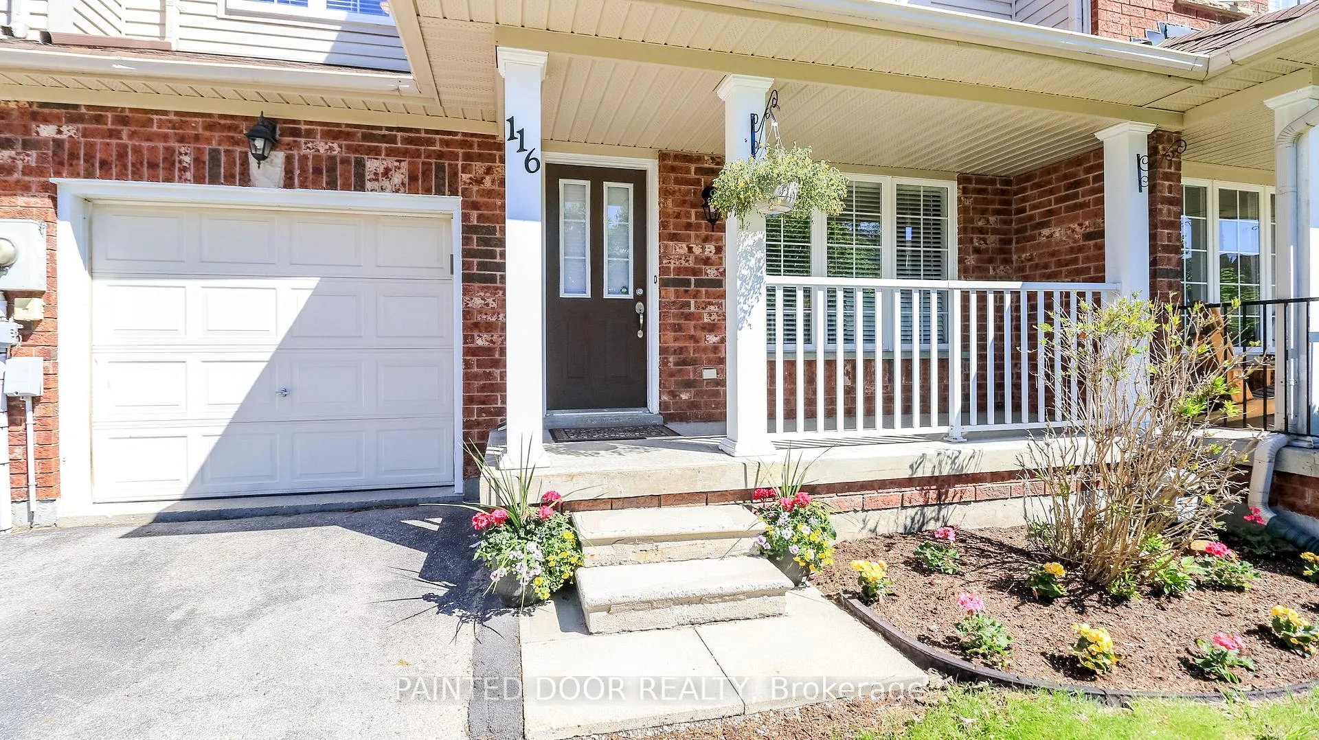Photo 2 of 116 Thrushwood Drive, Barrie, 400 West — HOMEH
