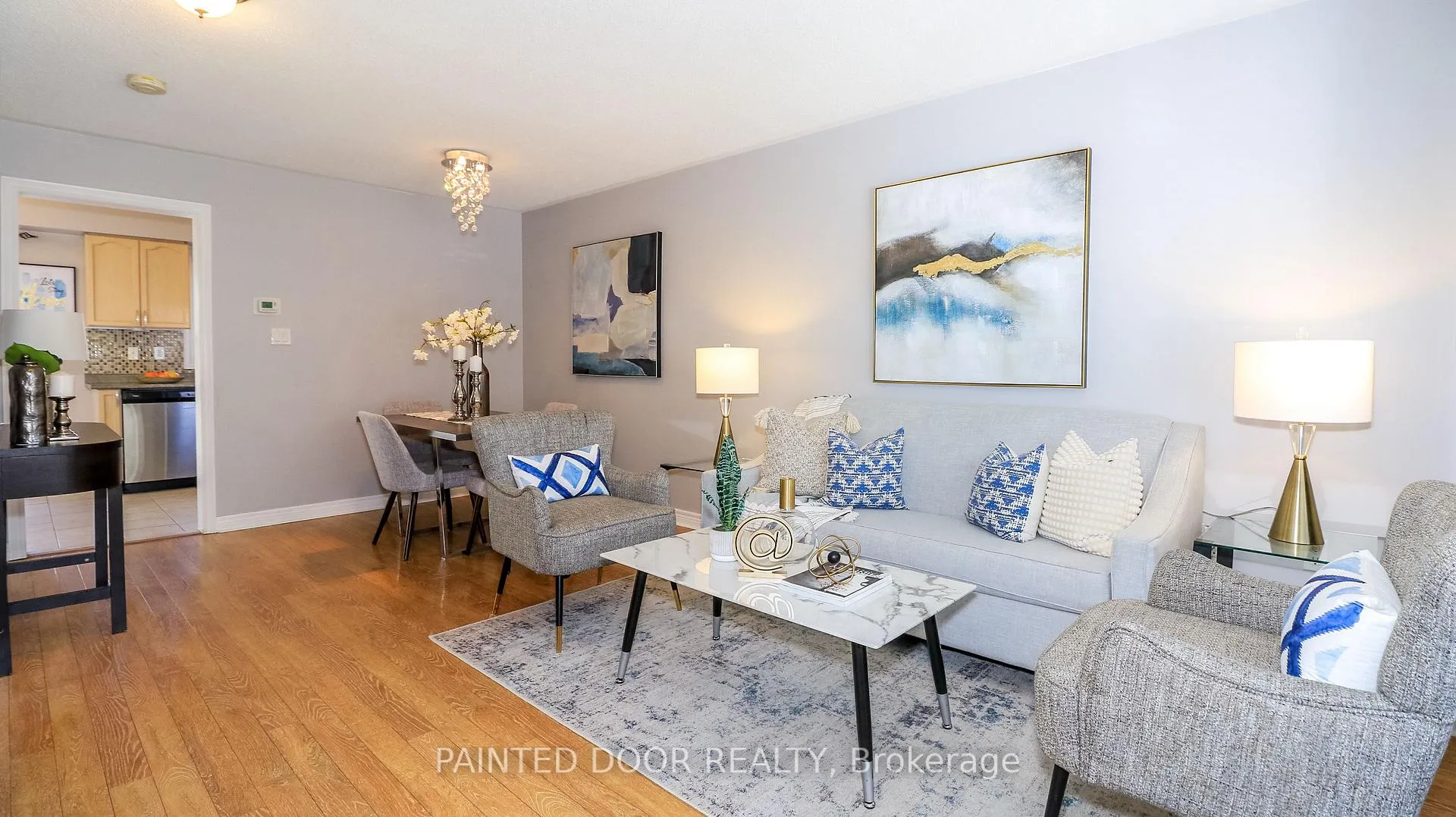 Photo 5 of 116 Thrushwood Drive, Barrie, 400 West — HOMEH