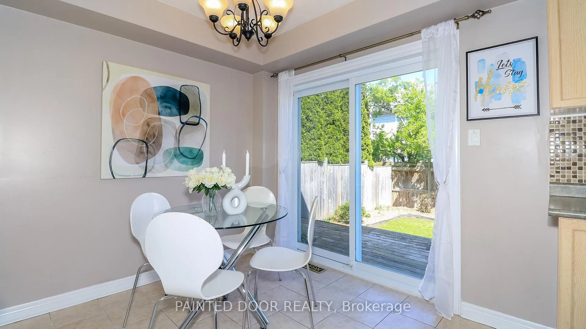 Photo 7 of 116 Thrushwood Drive, Barrie, 400 West — HOMEH