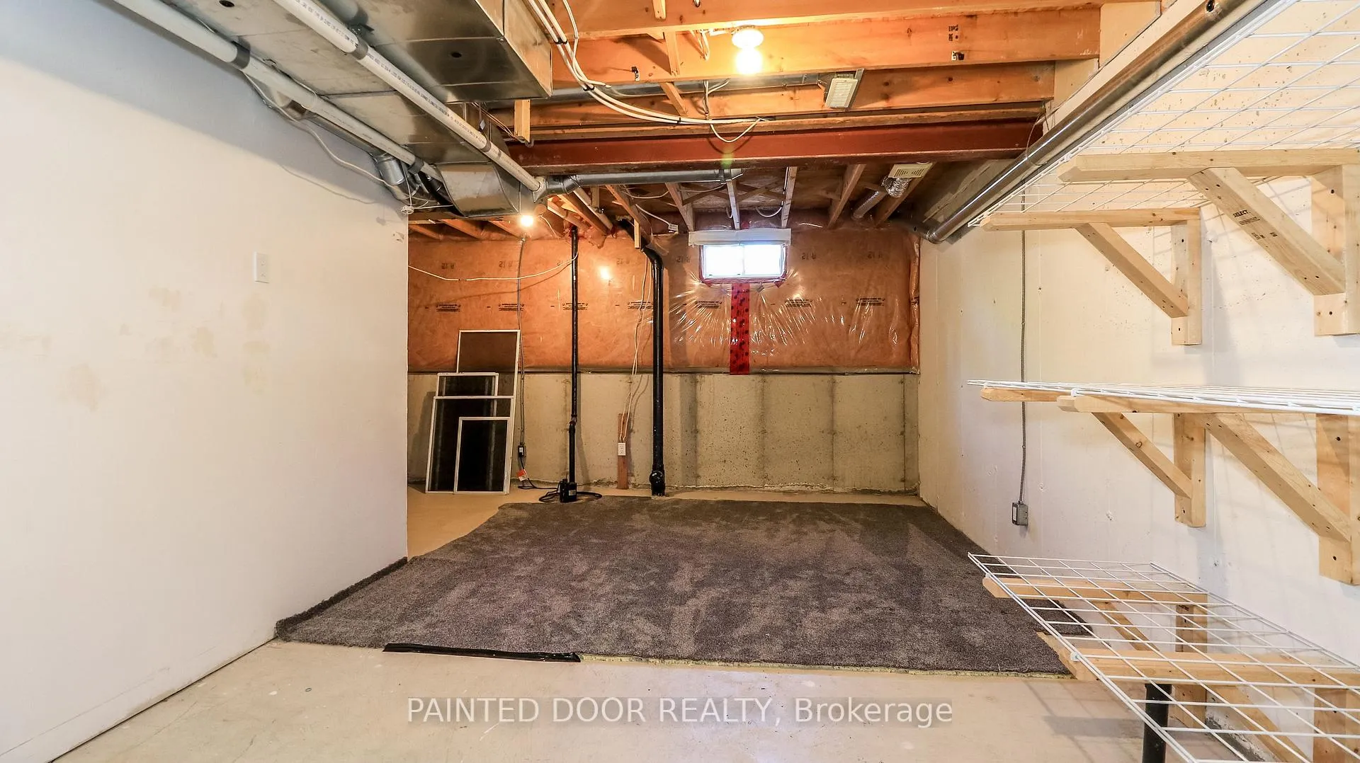 Photo 22 of 116 Thrushwood Drive, Barrie, 400 West — HOMEH