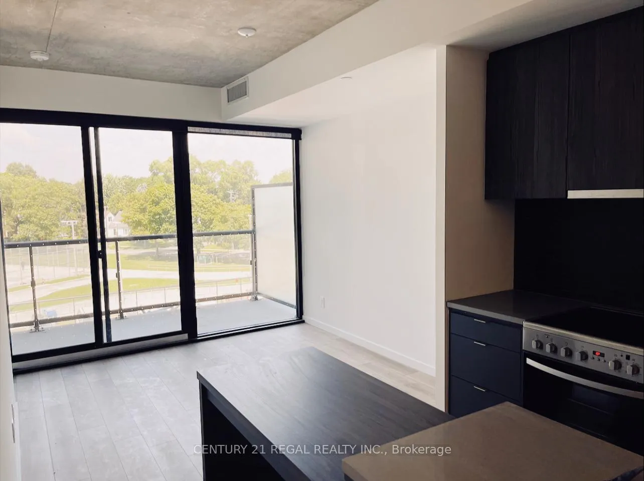 Photo 11 of Unit 302, 7 Smith Crescent, Etobicoke, Stonegate-Queensway — HOMEH