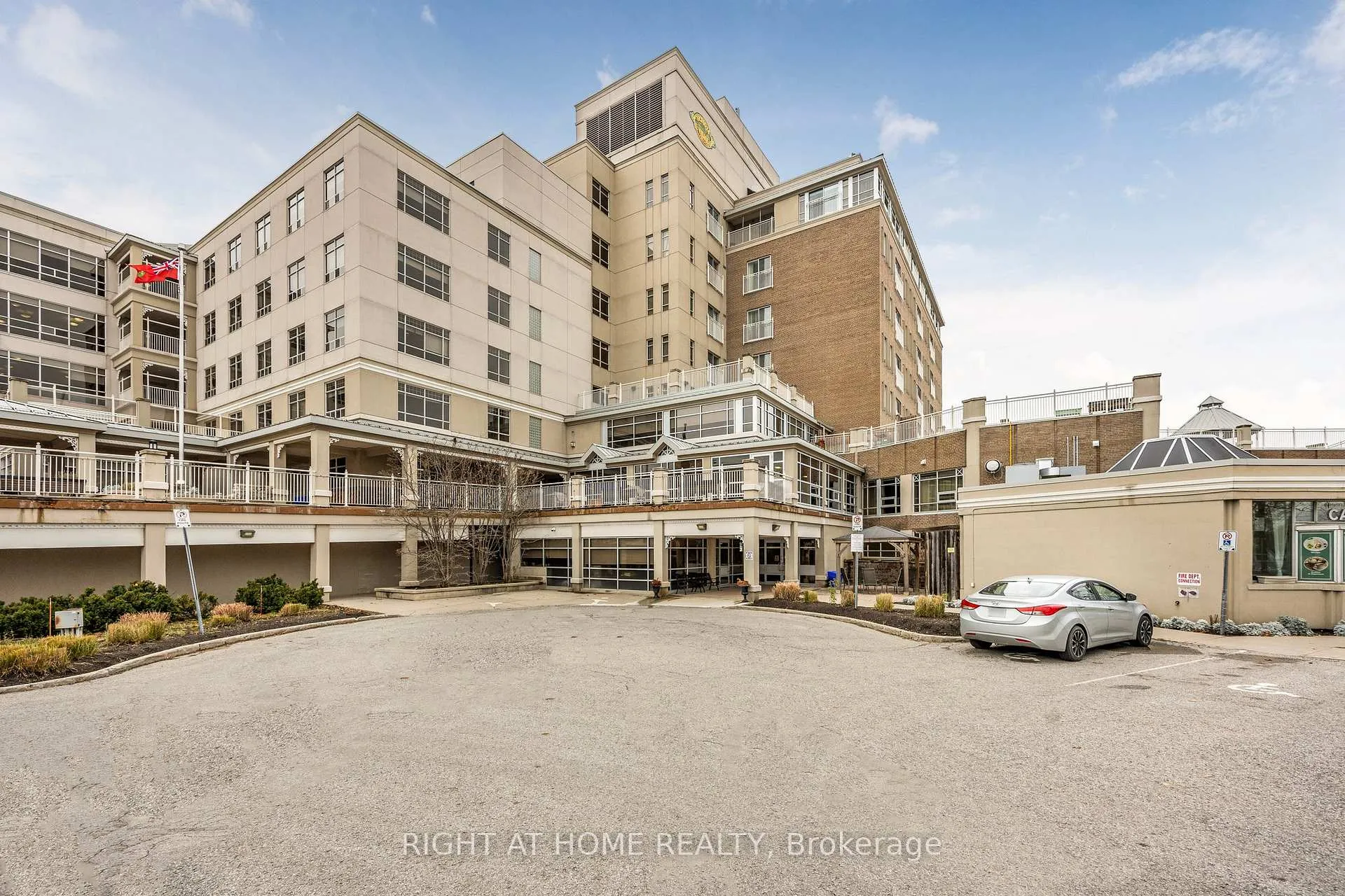 Photo 20 of Unit 53, 74 Ross Street, Barrie, Queen's Park — HOMEH