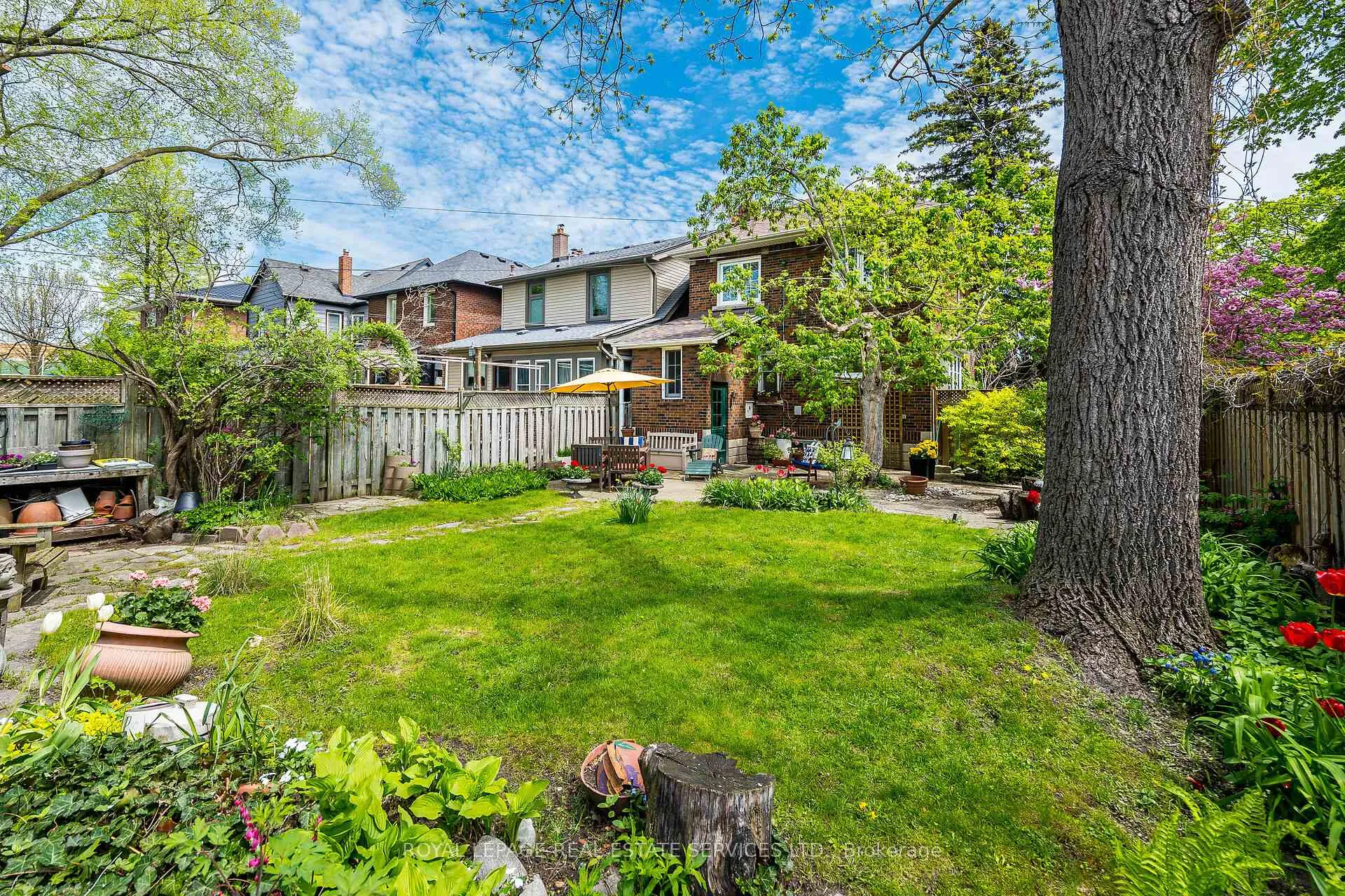 Photo 35 of 74 Sixth Street, Etobicoke, New Toronto — HOMEH