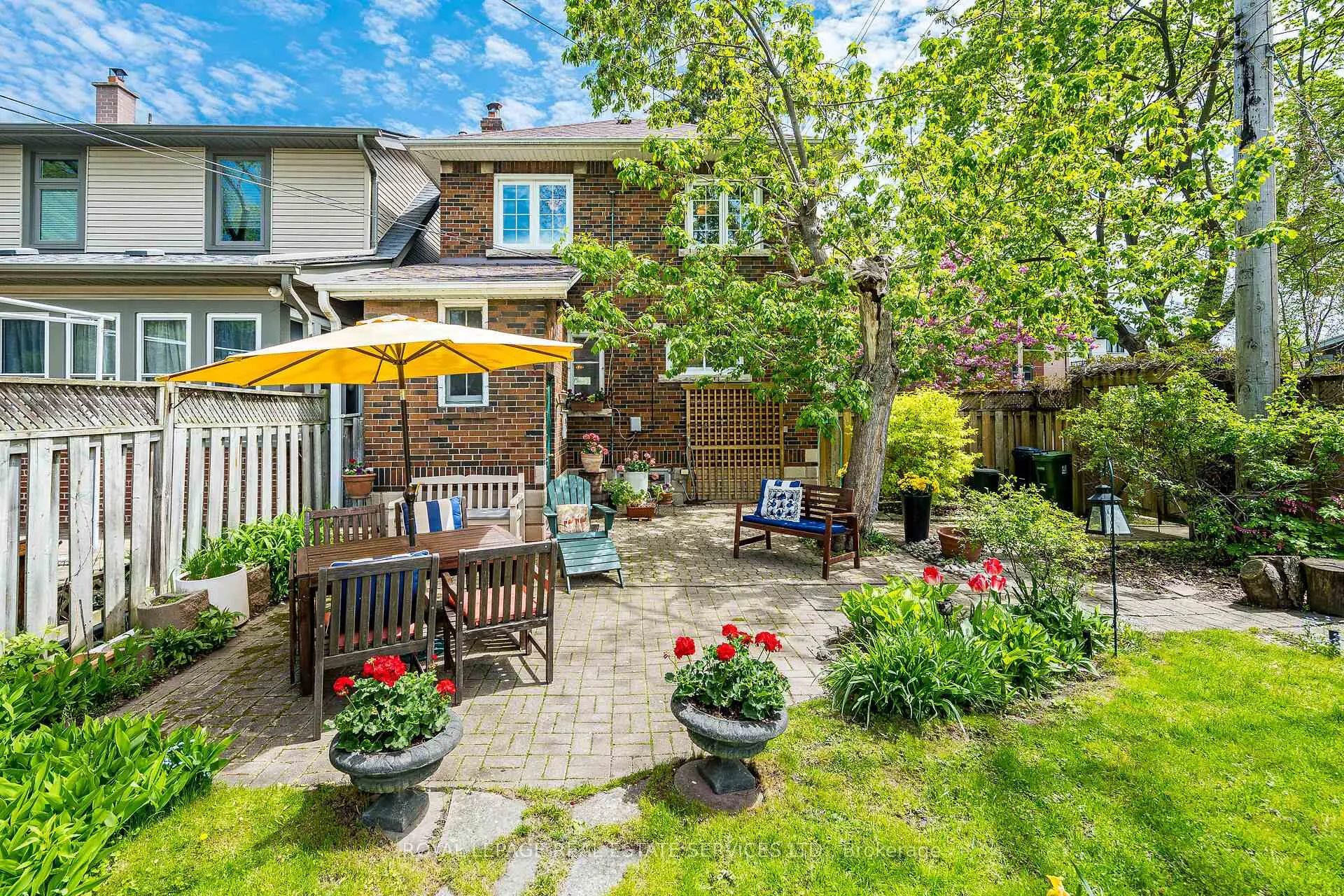 Photo 36 of 74 Sixth Street, Etobicoke, New Toronto — HOMEH