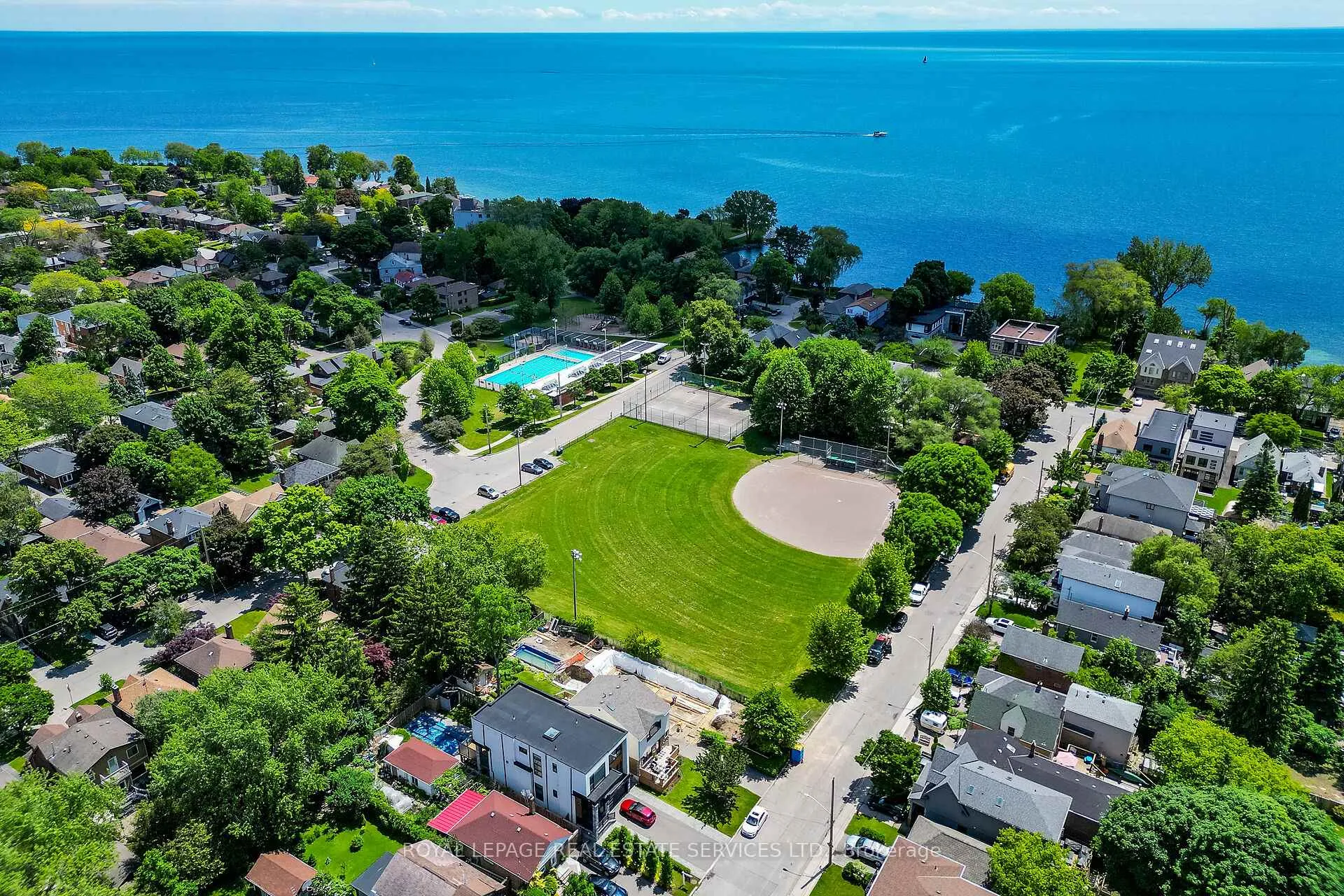 Photo 45 of 74 Sixth Street, Etobicoke, New Toronto — HOMEH