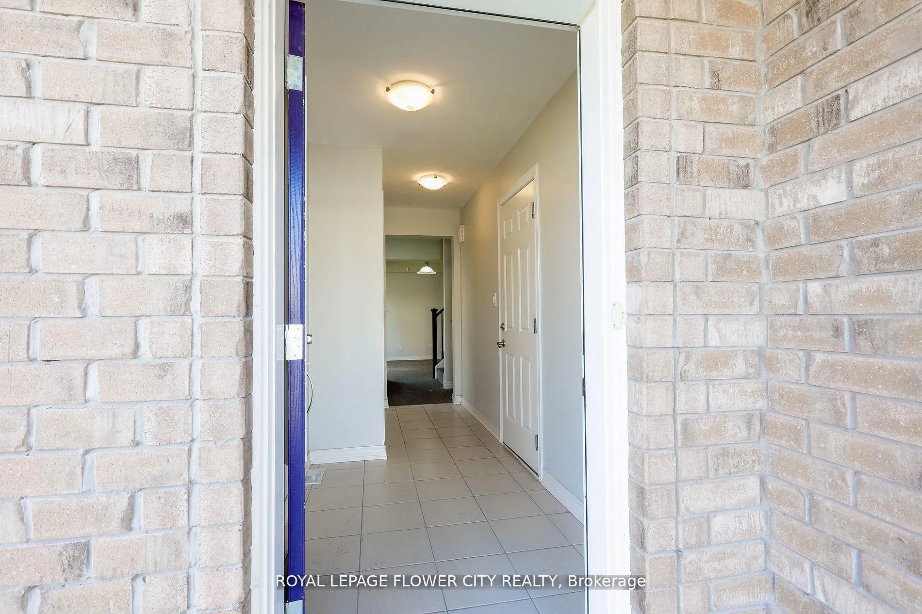 Photo 4 of 146 Winterberry Boulevard, Thorold, Confederation Heights — HOMEH