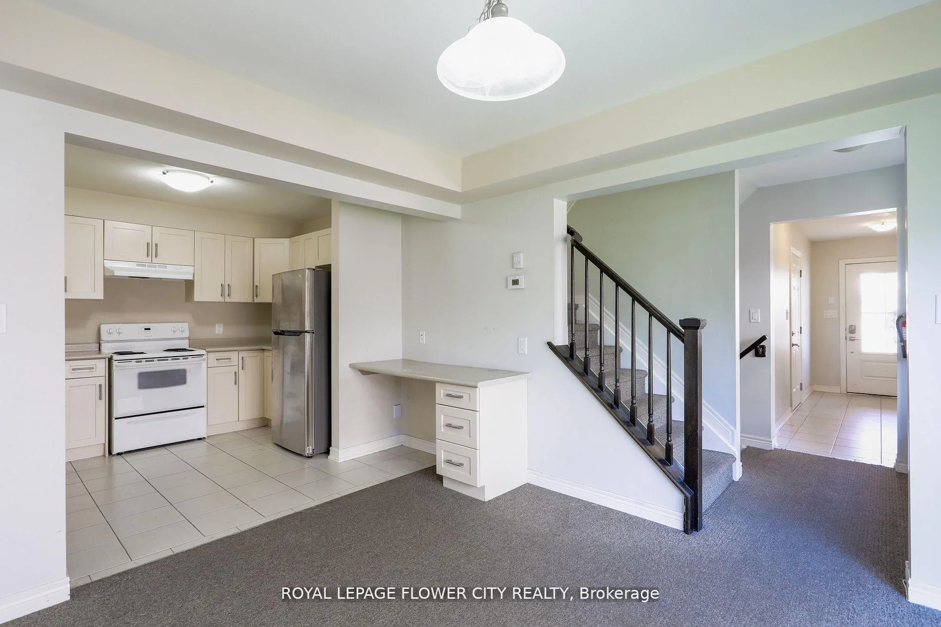 Photo 7 of 146 Winterberry Boulevard, Thorold, Confederation Heights — HOMEH