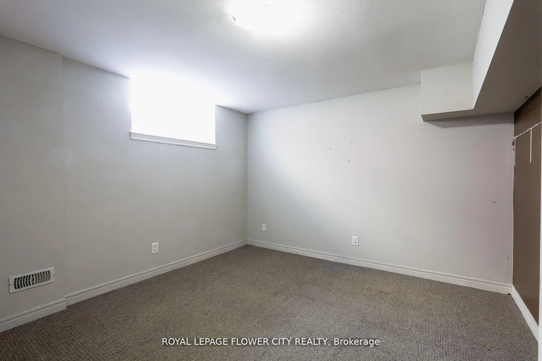 Photo 12 of 146 Winterberry Boulevard, Thorold, Confederation Heights — HOMEH