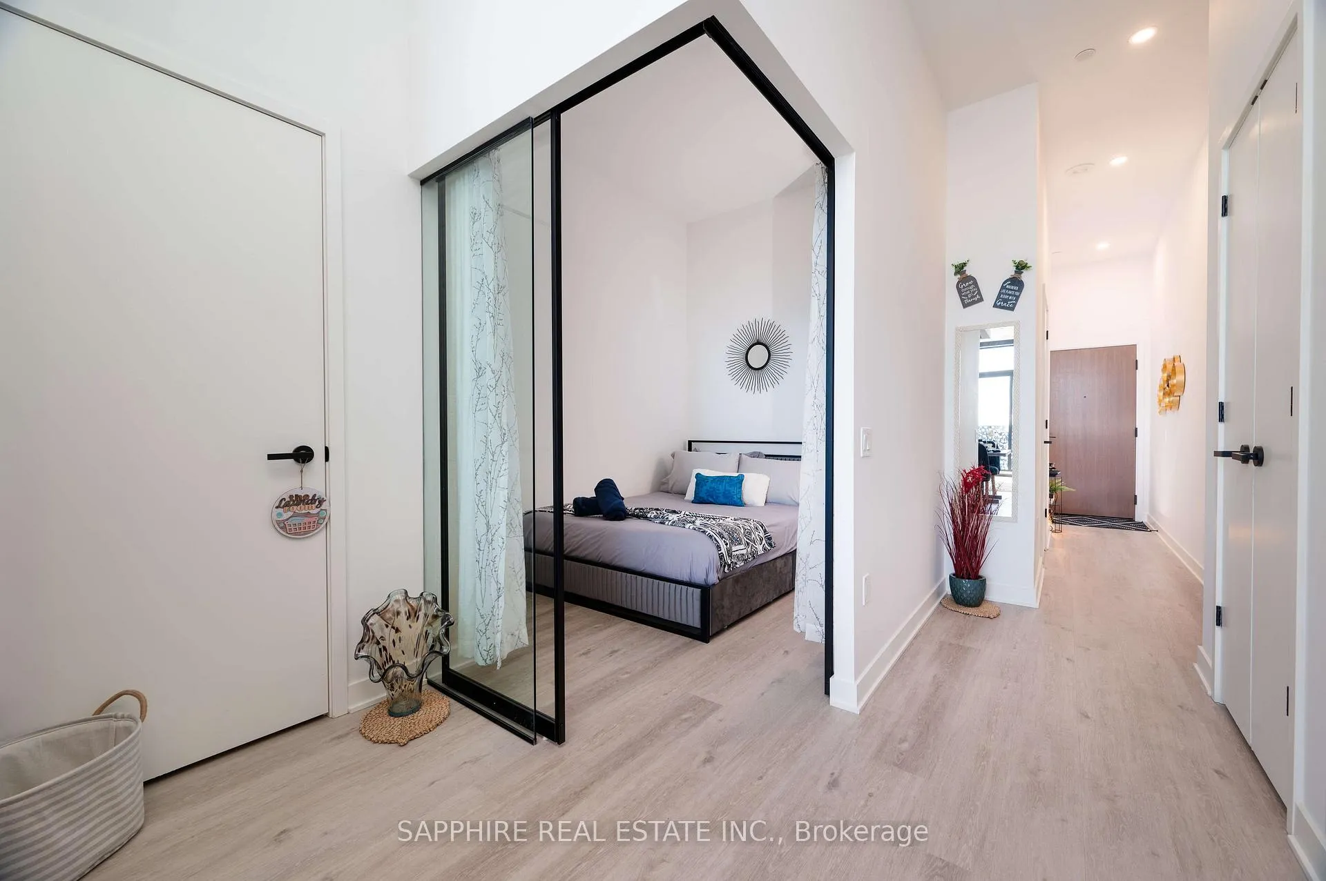 Photo 7 of Unit 5104, 55 Charles Street E, Toronto, Church-Yonge Corridor — HOMEH