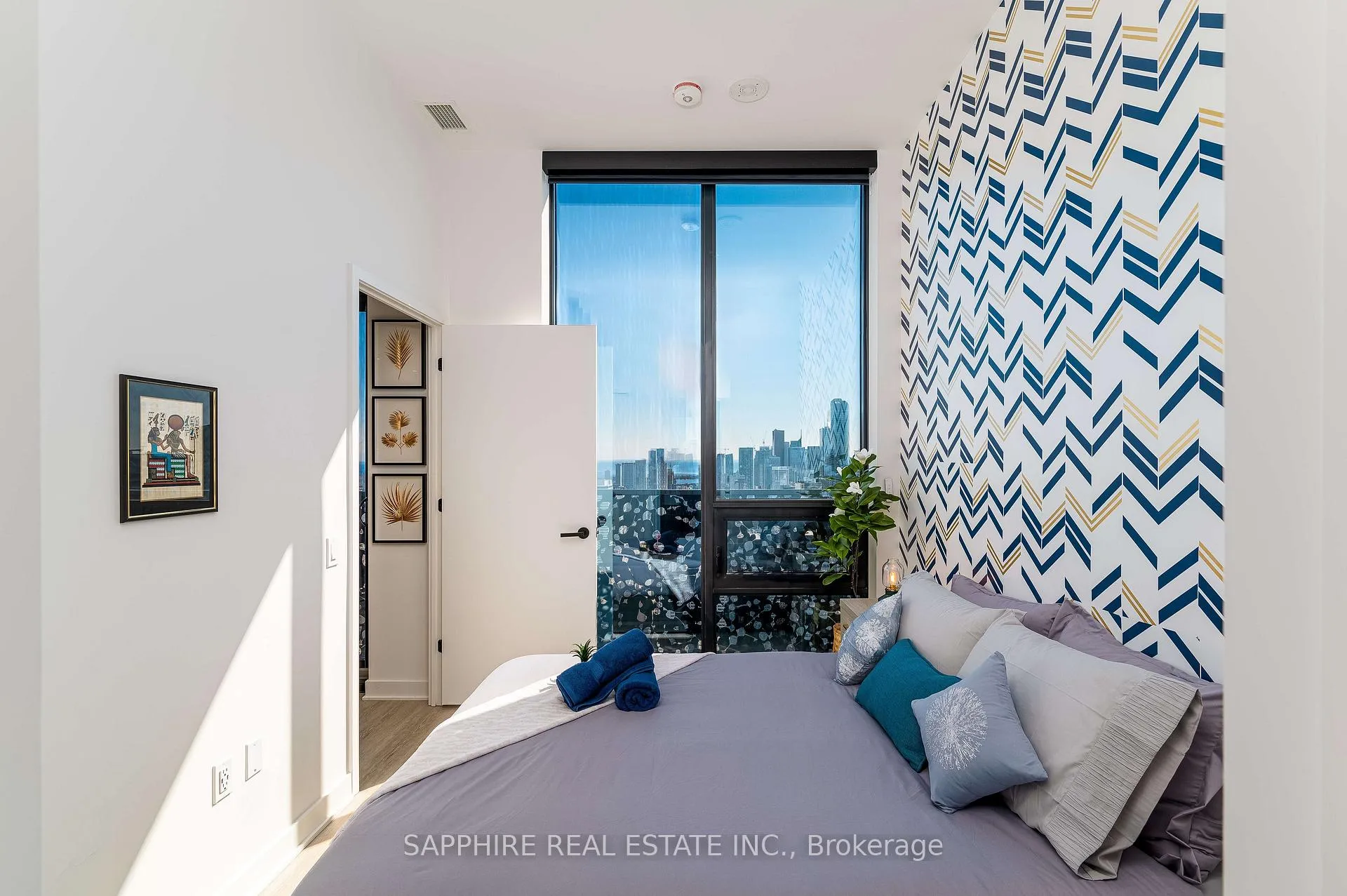 Photo 26 of Unit 5104, 55 Charles Street E, Toronto, Church-Yonge Corridor — HOMEH