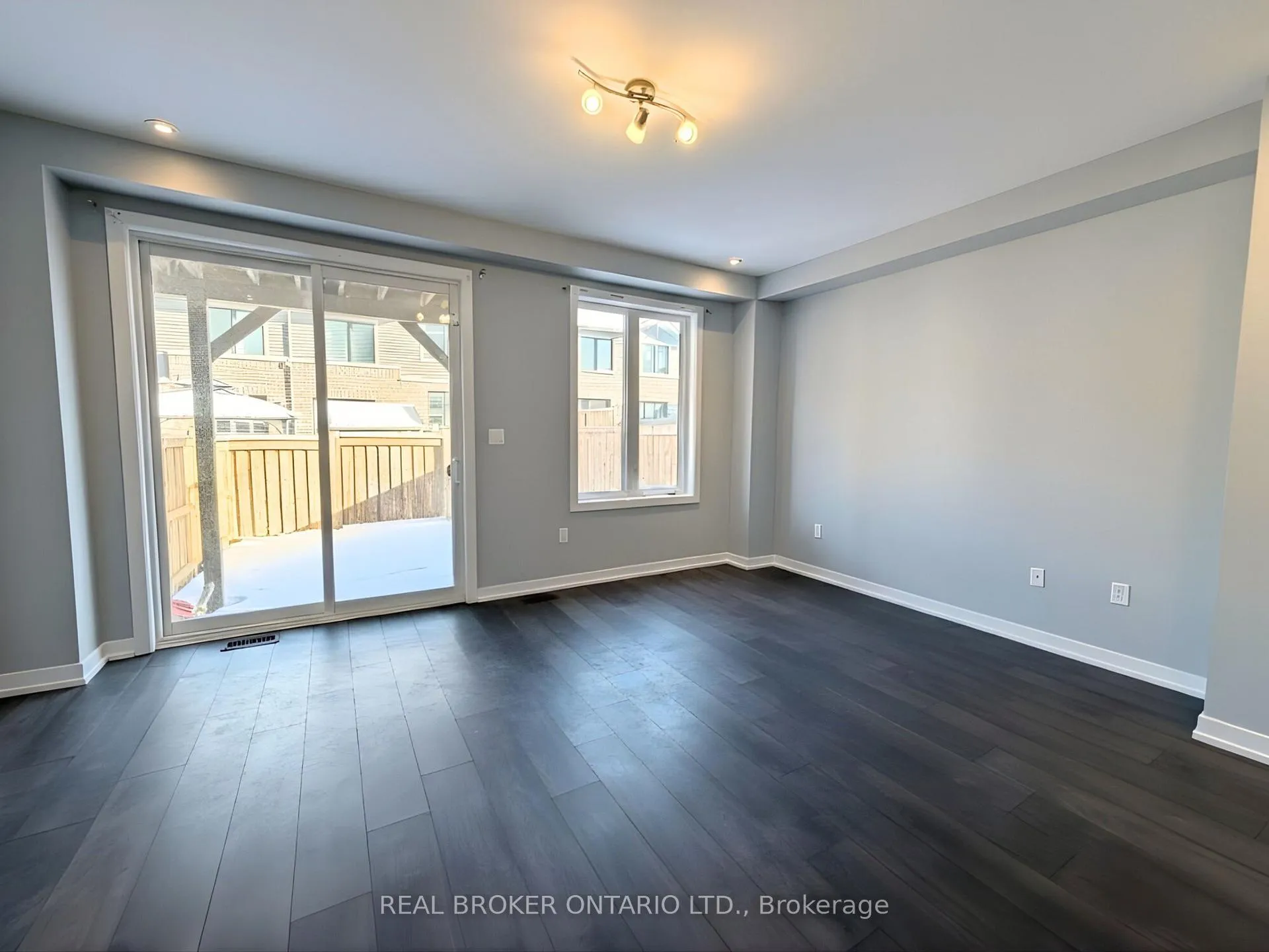 Photo 4 of Unit 158, 1890 Rymal Road E, Hamilton, Rural Glanbrook — HOMEH