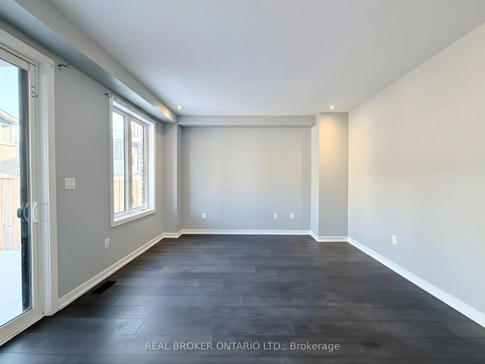 Photo 5 of Unit 158, 1890 Rymal Road E, Hamilton, Rural Glanbrook — HOMEH