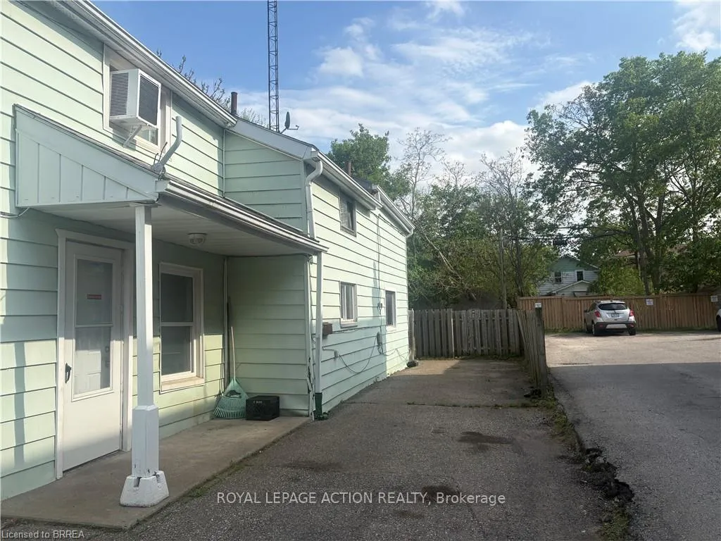 Photo 5 of 13 Sheridan Street, Brantford, Downtown Core — HOMEH