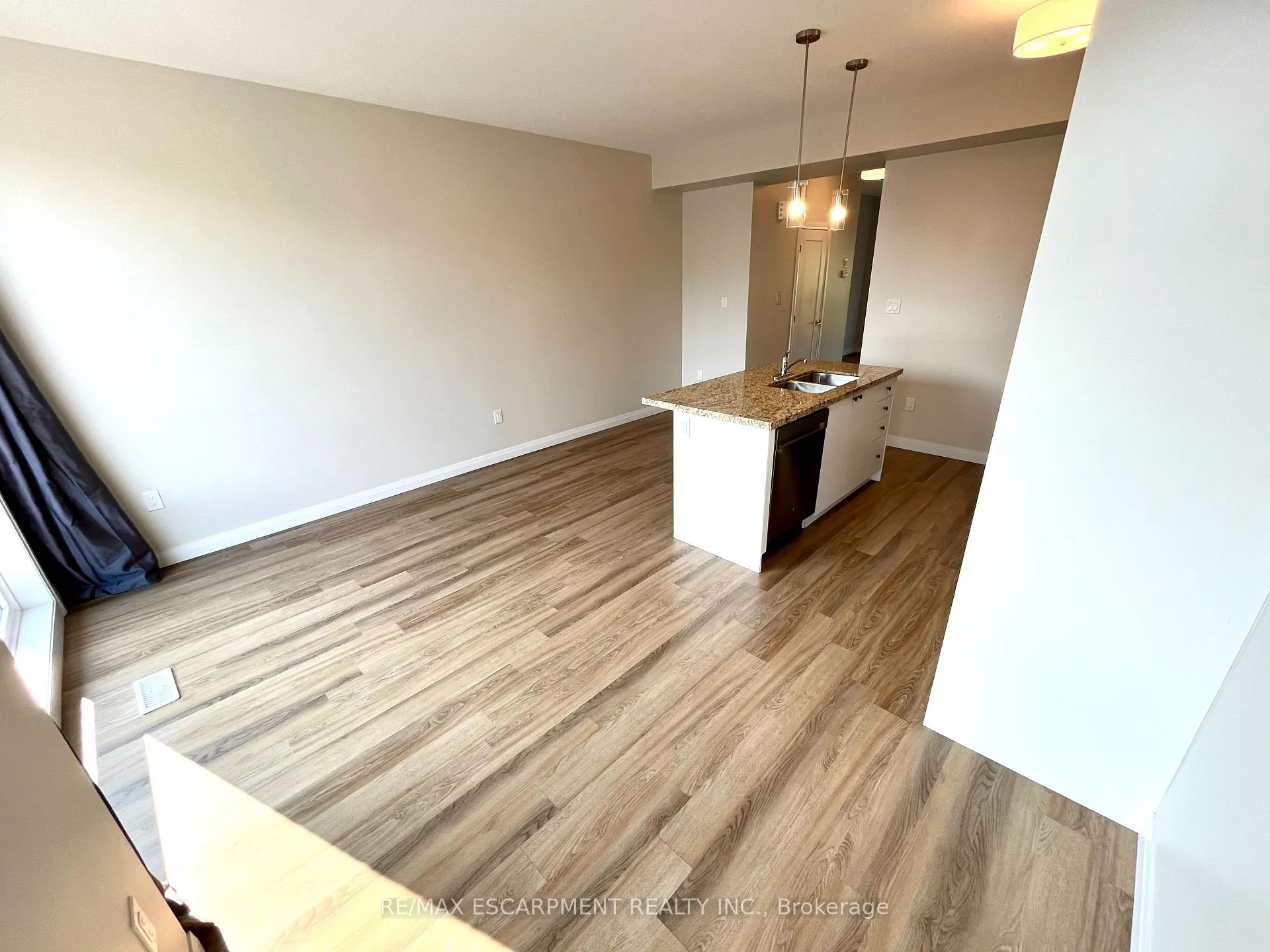Photo 15 of Unit 21, 270 Melvin Avenue, Hamilton, McQuesten — HOMEH