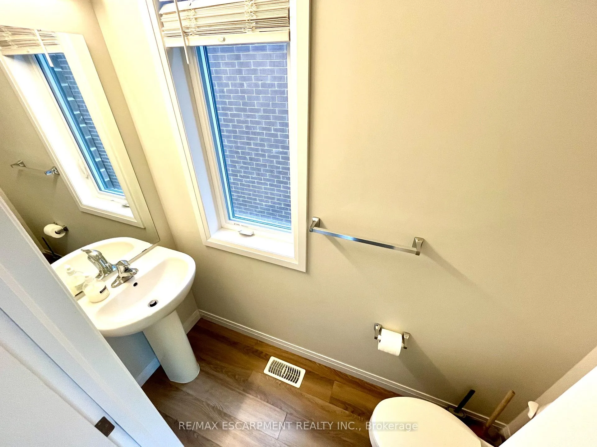 Photo 17 of Unit 21, 270 Melvin Avenue, Hamilton, McQuesten — HOMEH