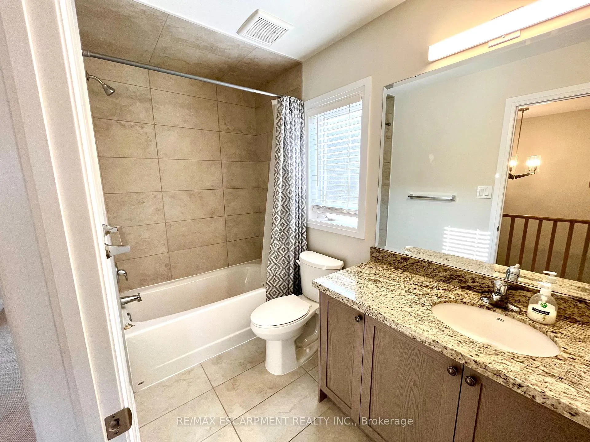 Photo 22 of Unit 21, 270 Melvin Avenue, Hamilton, McQuesten — HOMEH