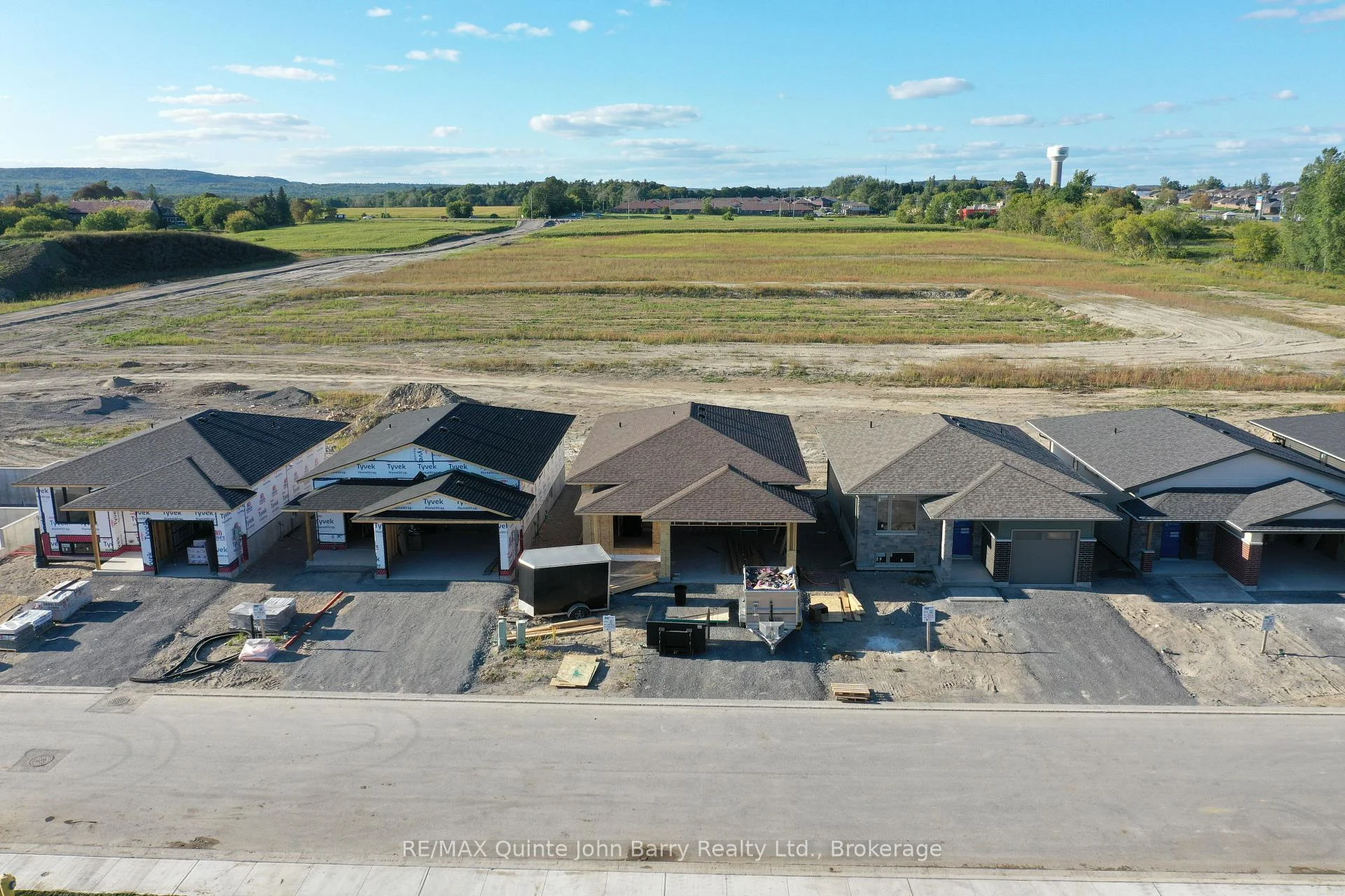 Front of Unit Lot 23, 46 Parkland Circle