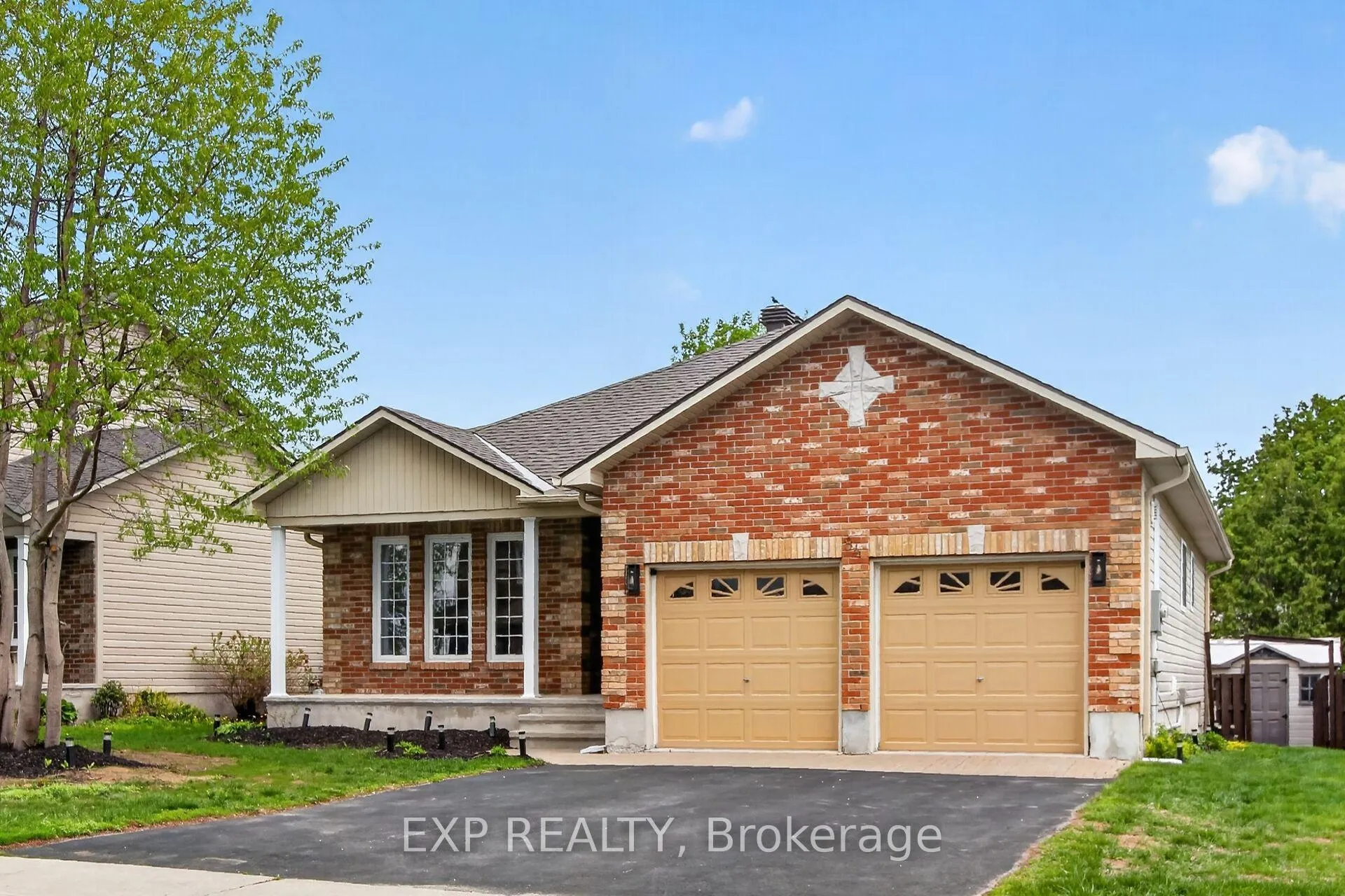 Photo 2 of 84 Comba Drive, Carleton Place — HOMEH