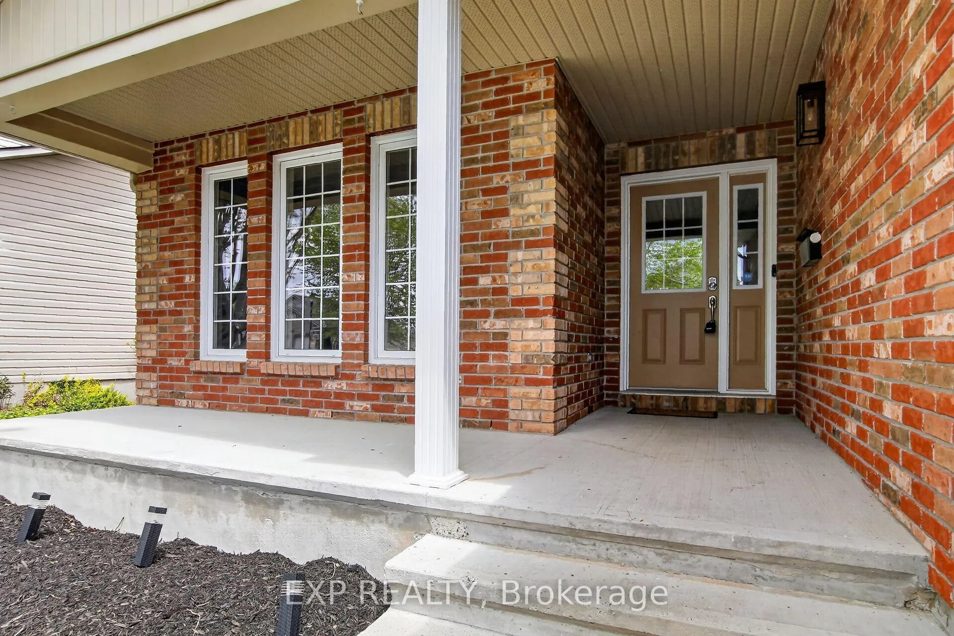 Photo 3 of 84 Comba Drive, Carleton Place — HOMEH