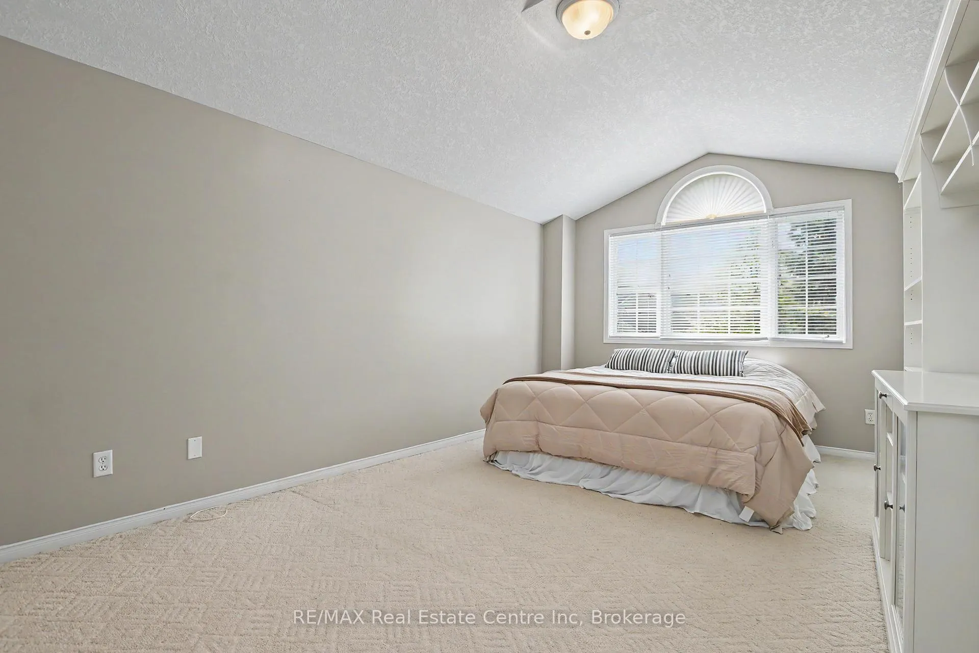 Photo 17 of Unit 48, 941 Gordon Street, Guelph, Kortright West — HOMEH