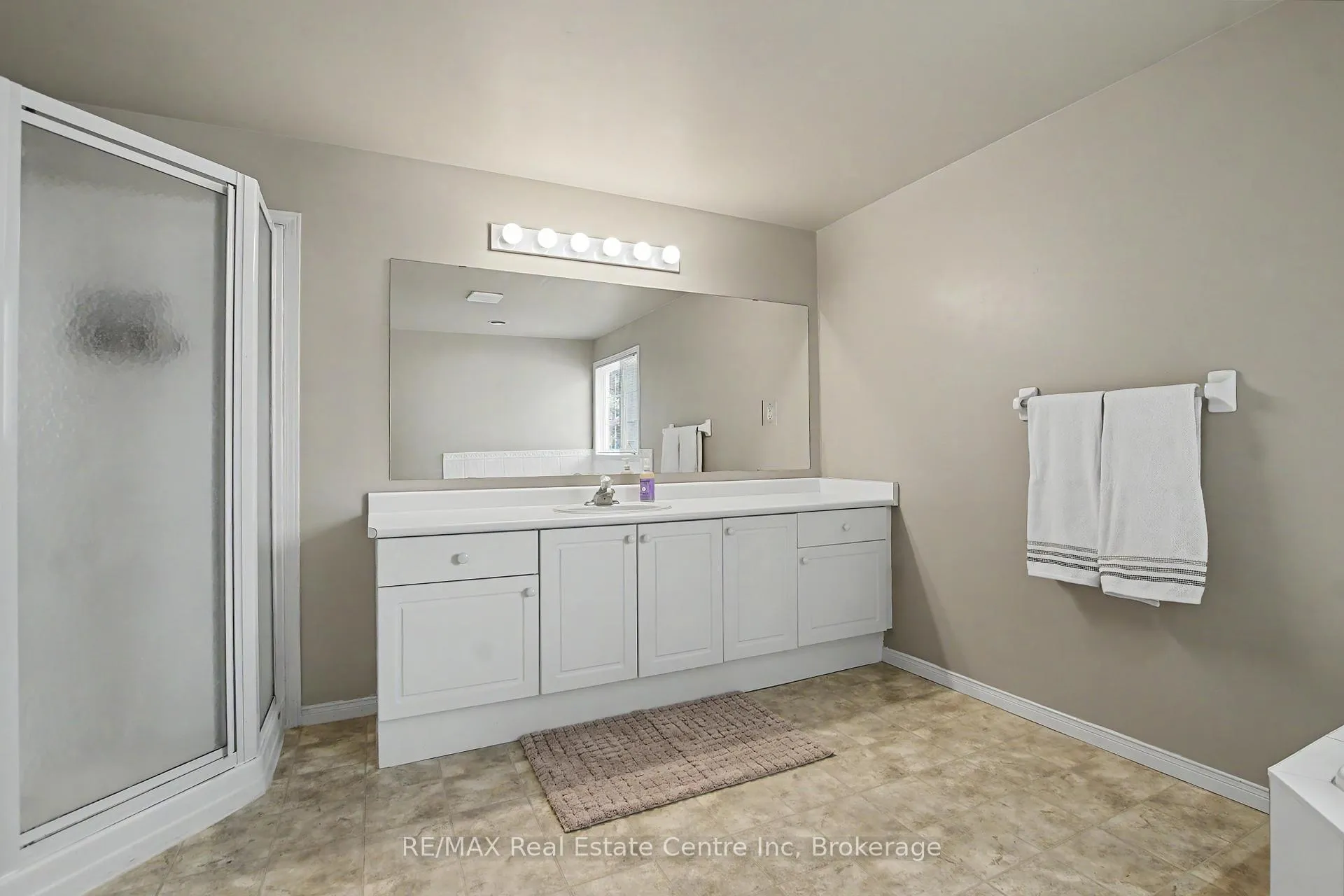 Photo 21 of Unit 48, 941 Gordon Street, Guelph, Kortright West — HOMEH