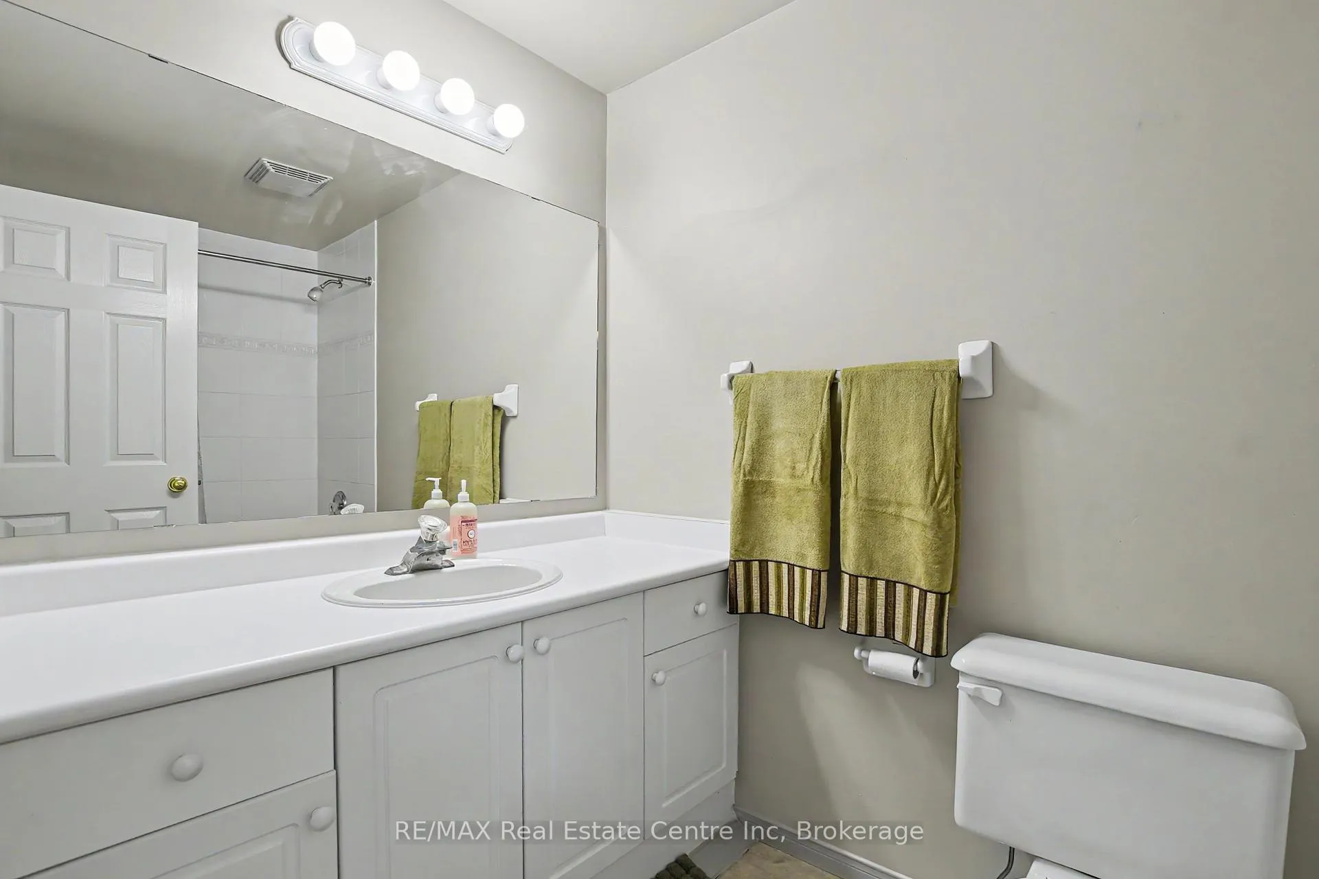 Photo 22 of Unit 48, 941 Gordon Street, Guelph, Kortright West — HOMEH