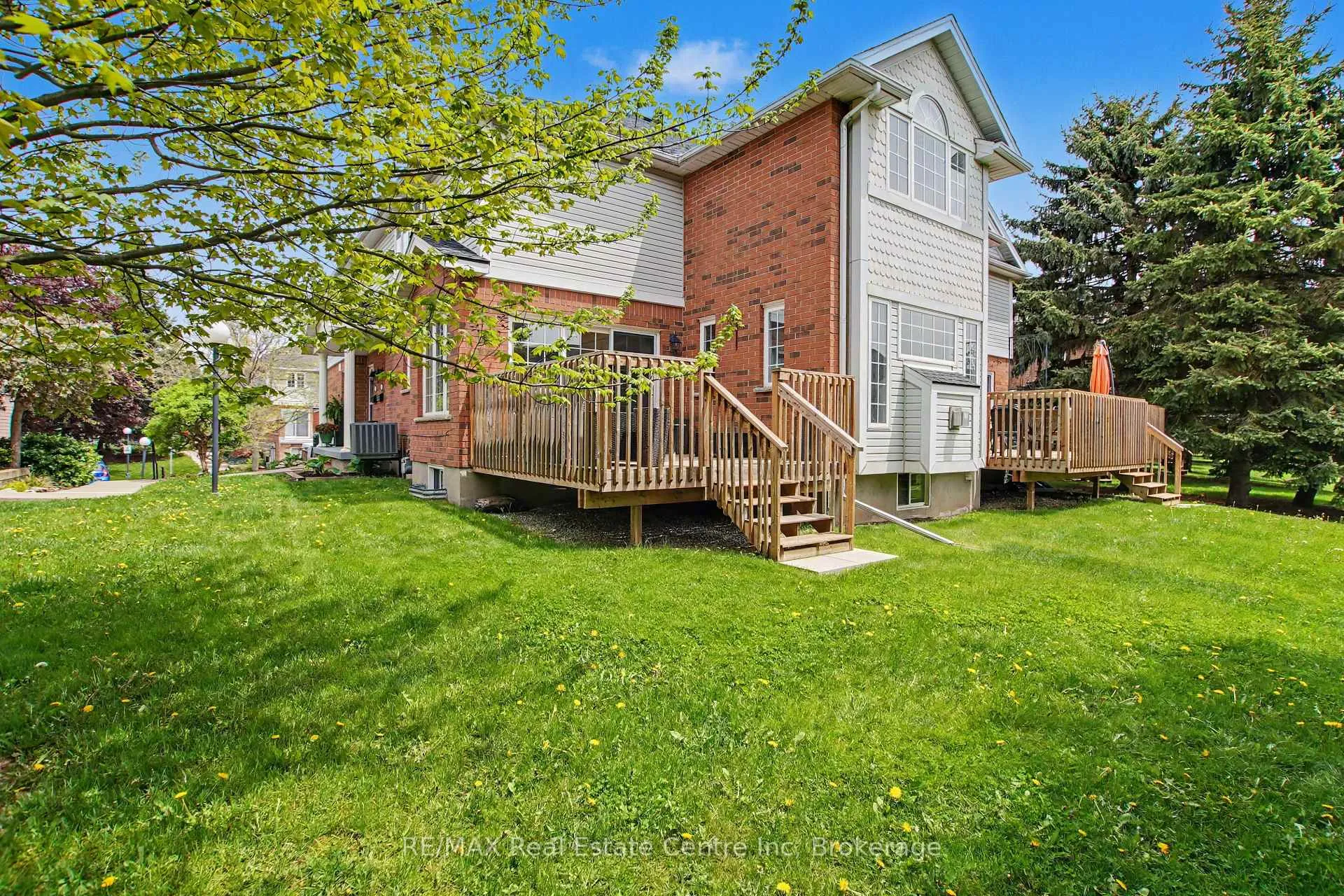 Photo 33 of Unit 48, 941 Gordon Street, Guelph, Kortright West — HOMEH