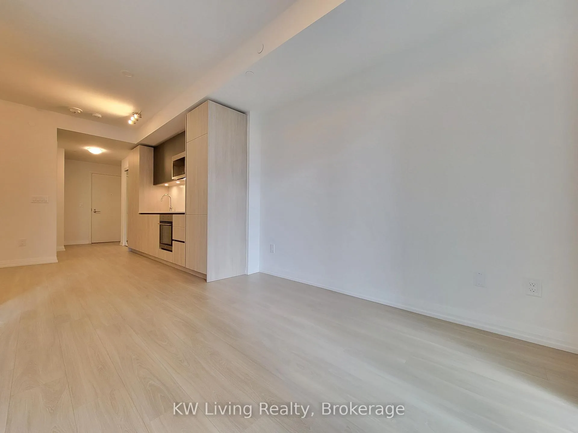 Photo 11 of Unit 4522, 28 Widmer Street, Toronto, Waterfront Communities — HOMEH