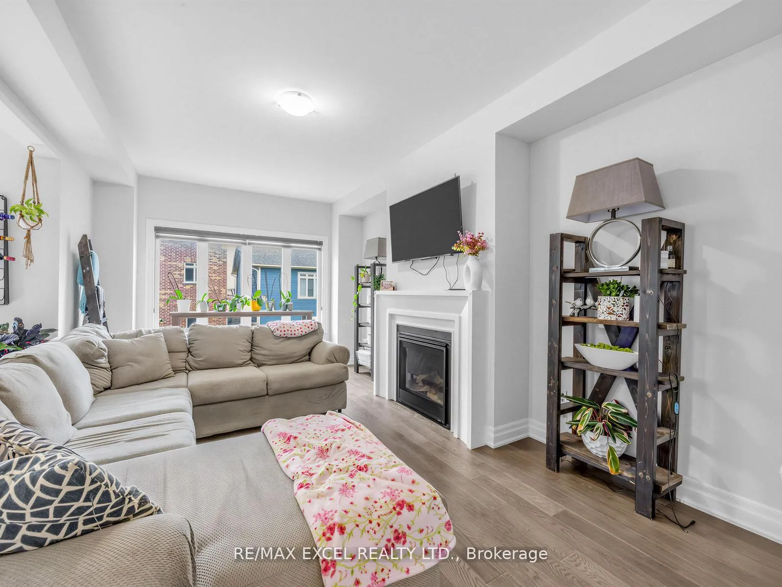 Photo 14 of 1454 Stovell Crescent, Innisfil, Lefroy — HOMEH