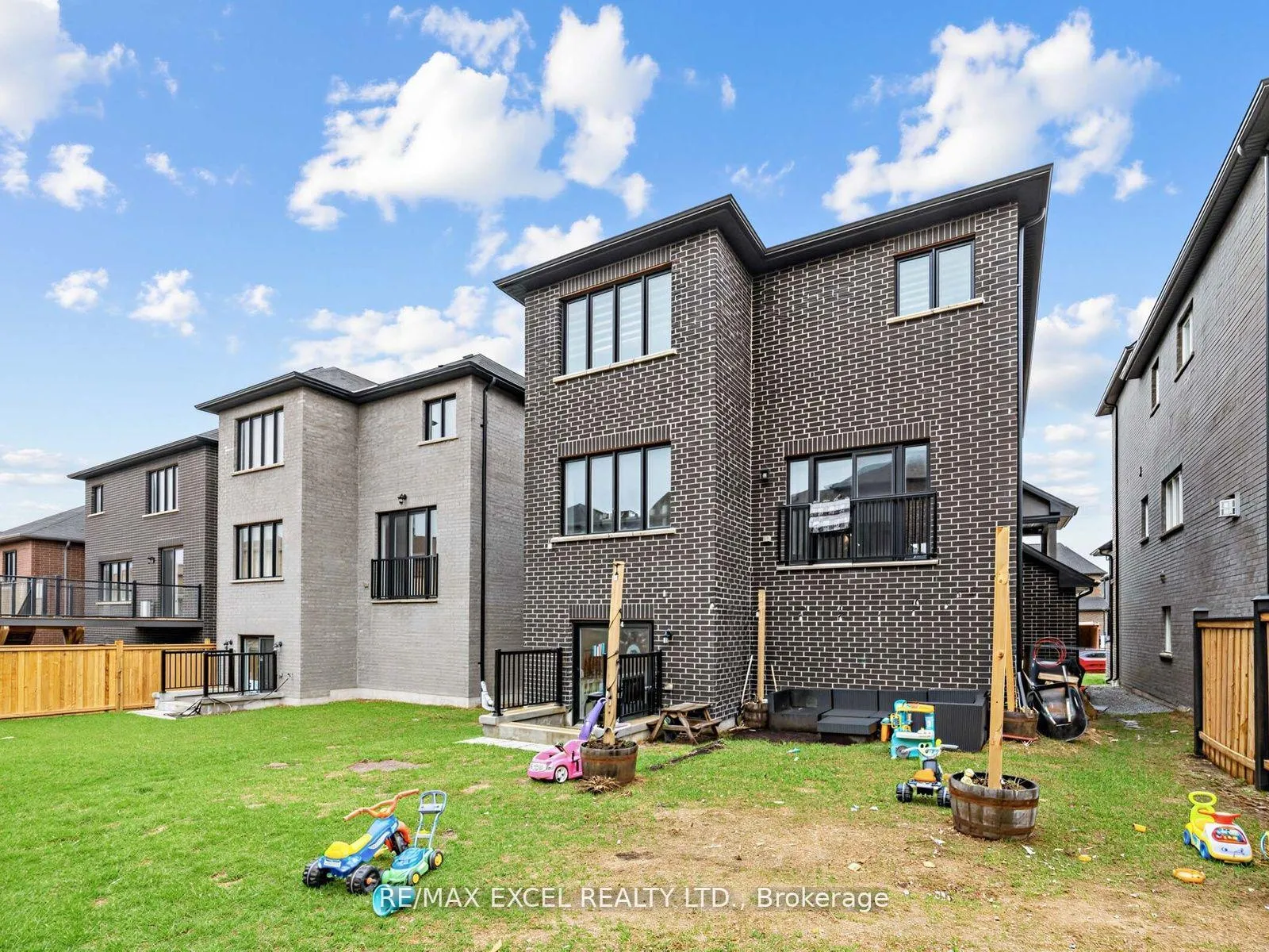 Photo 34 of 1454 Stovell Crescent, Innisfil, Lefroy — HOMEH