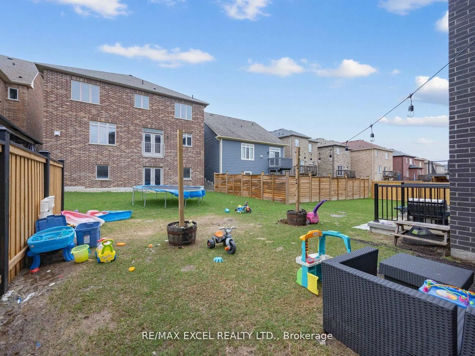 Photo 35 of 1454 Stovell Crescent, Innisfil, Lefroy — HOMEH